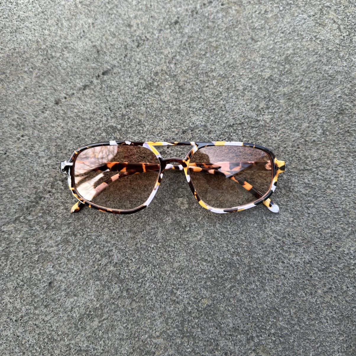 Other SUNGLASSES BRAND NEW CLASSIC RETRO VINTAGE KD13050-03 Size ONE SIZE - 1 Thumbnail