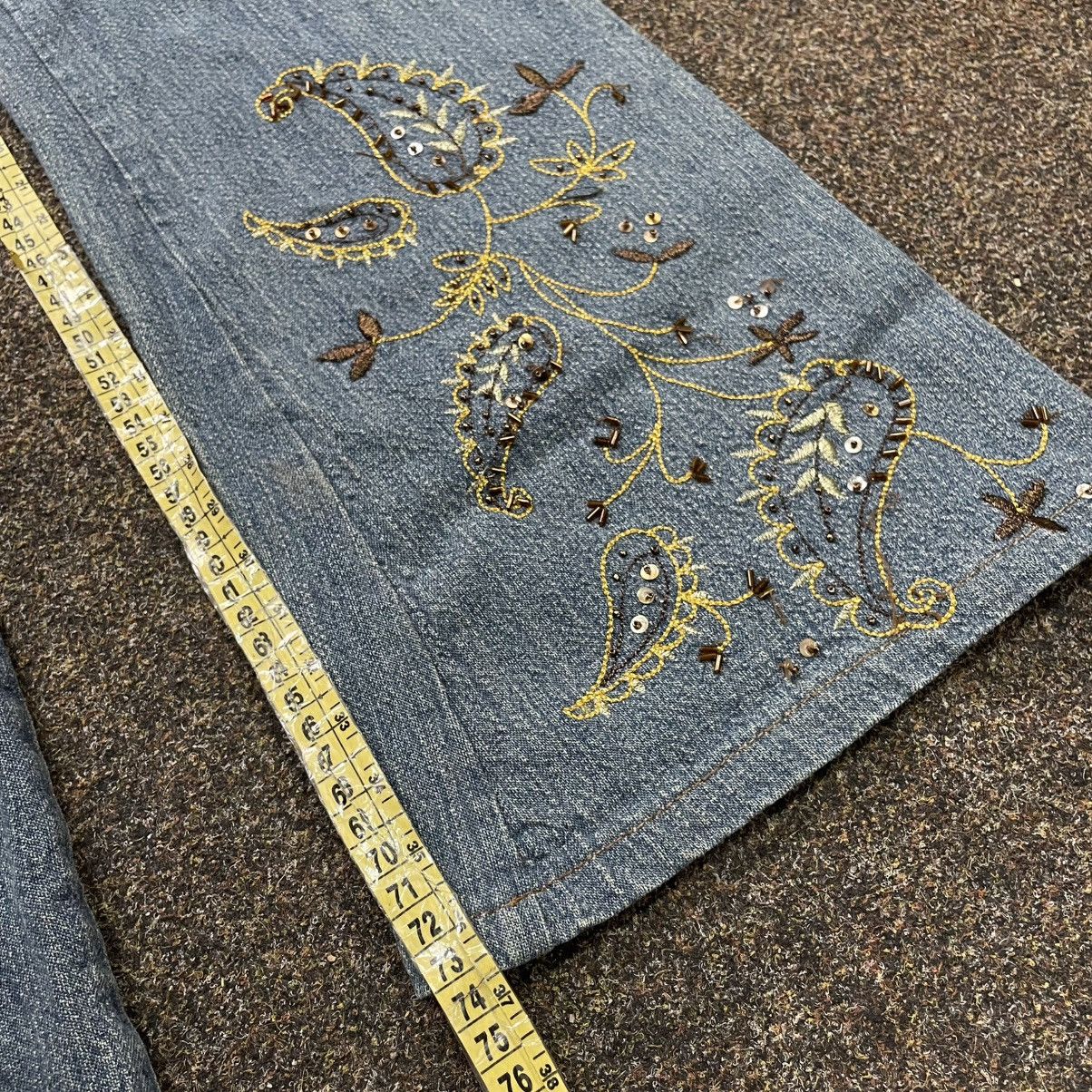 Vintage Vintage Y2K Floral Embroidered Wide Leg Denim Grunge Faded Size 32" / US 10 / IT 46 - 7 Thumbnail