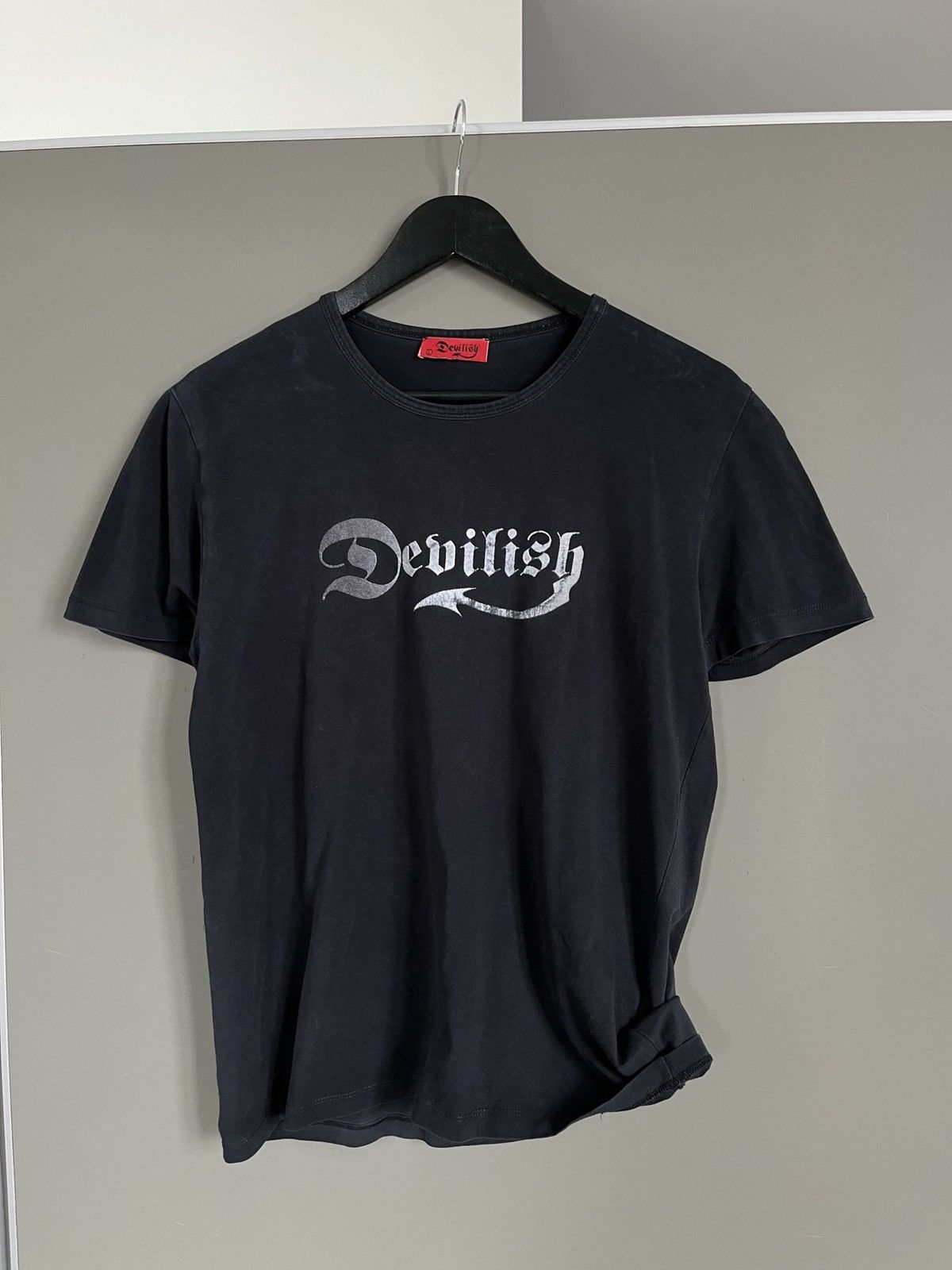 Vintage y2k DEVILISH Grunge Punk Gothic T-shirt Size L / US 10 / IT 46 - 1 Thumbnail