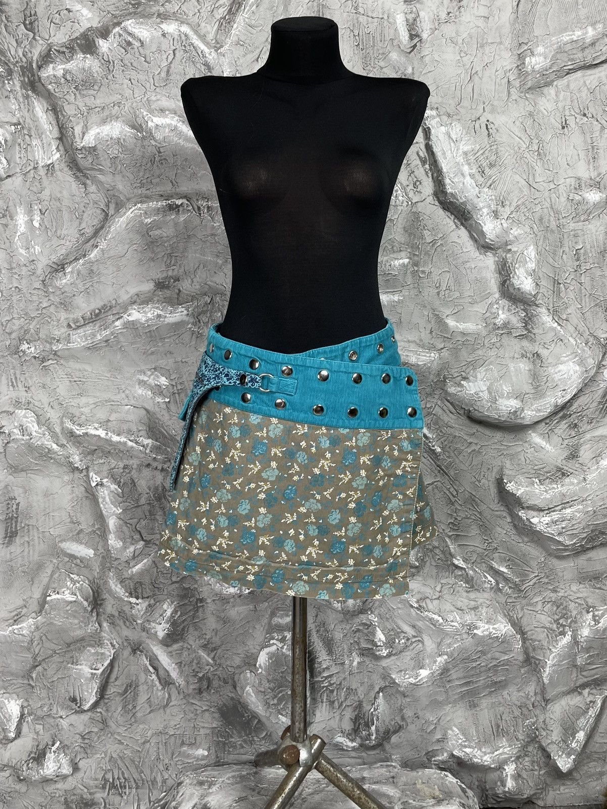 Japanese Brand 2000s Y2K Rivets Reversible Wrap Mini Skirt With Pocket Size 27" / US 4 / IT 40 - 12 Thumbnail