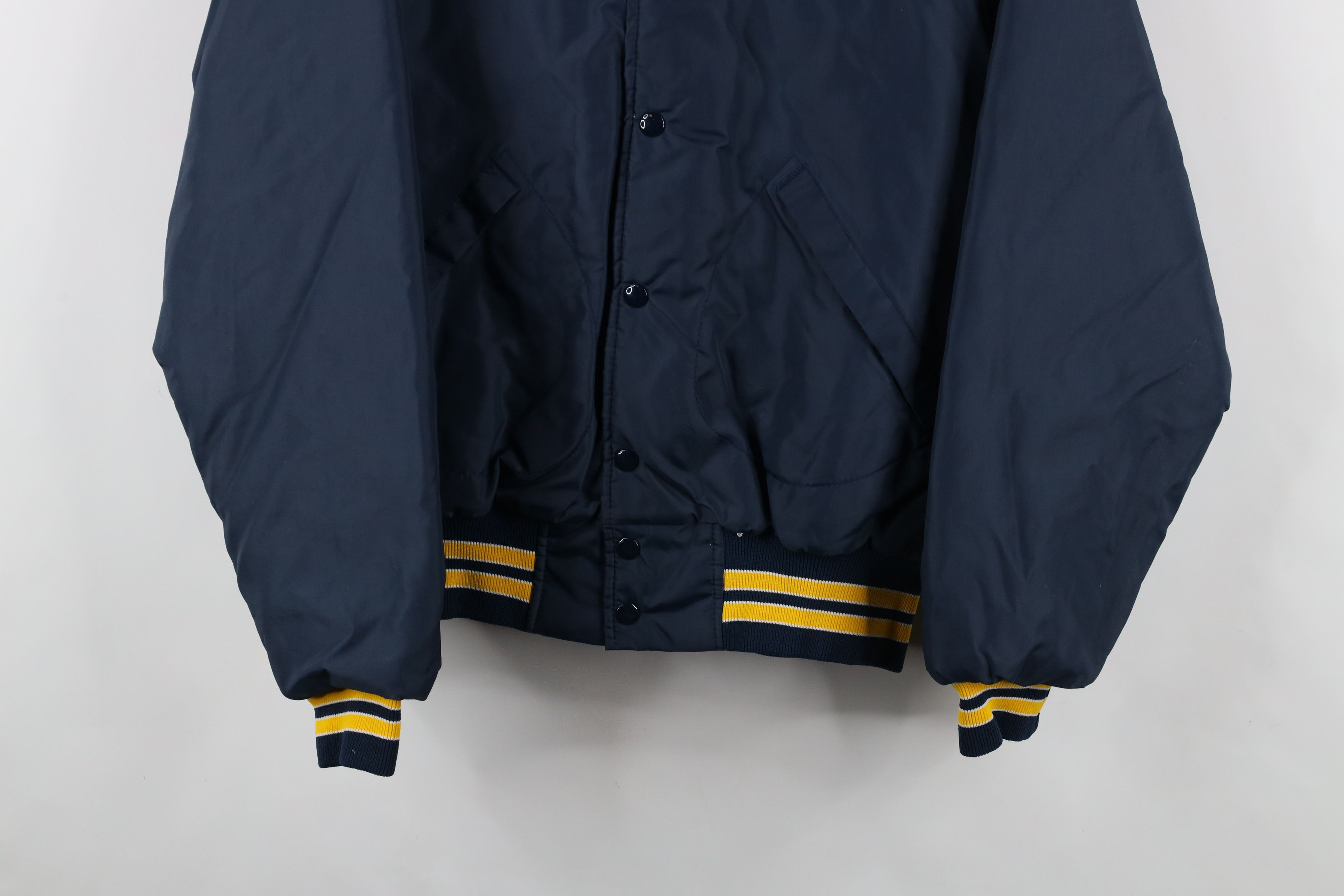 Vintage Vinage 80s Curvlite Glass Quilted Bomber Jacket Blue USA Size US M / EU 48-50 / 2 - 3 Thumbnail