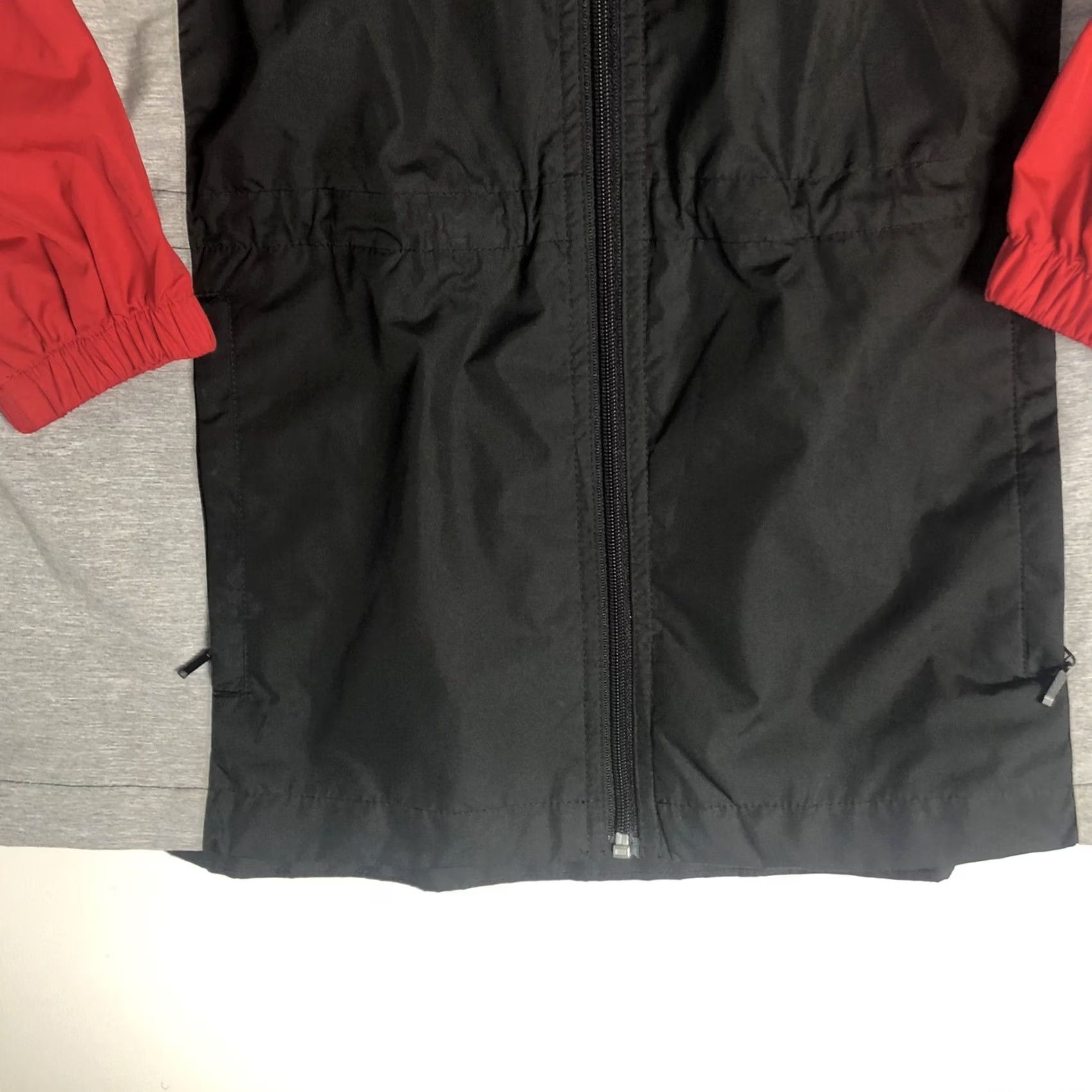 Reebok Vintage 90s Reebok Windbreaker Red Black Gray S Mens Jacket Size US S / EU 44-46 / 1 - 6 Thumbnail