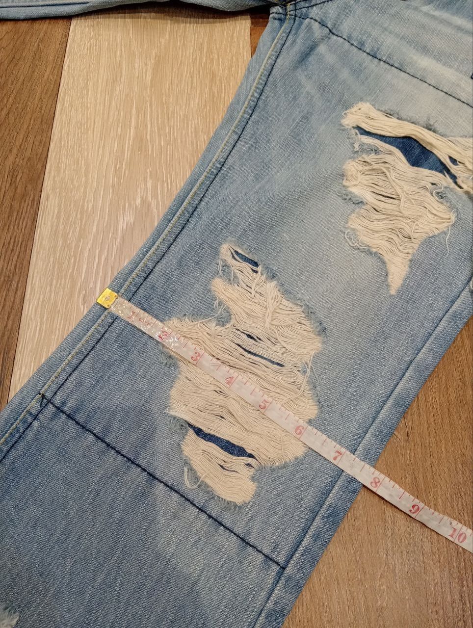 Japanese Brand DAISY LIGHT BLUE DISTRESSED FLARED DENIM PANTS Size US 31 - 16 Thumbnail