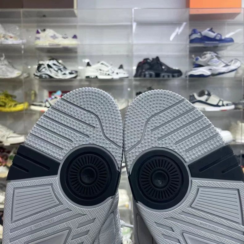 Louis Vuitton Louis Vuitton New Lv Skate Sneakers in Gray Color-2506 Size US 10 / EU 43 - 7 Thumbnail