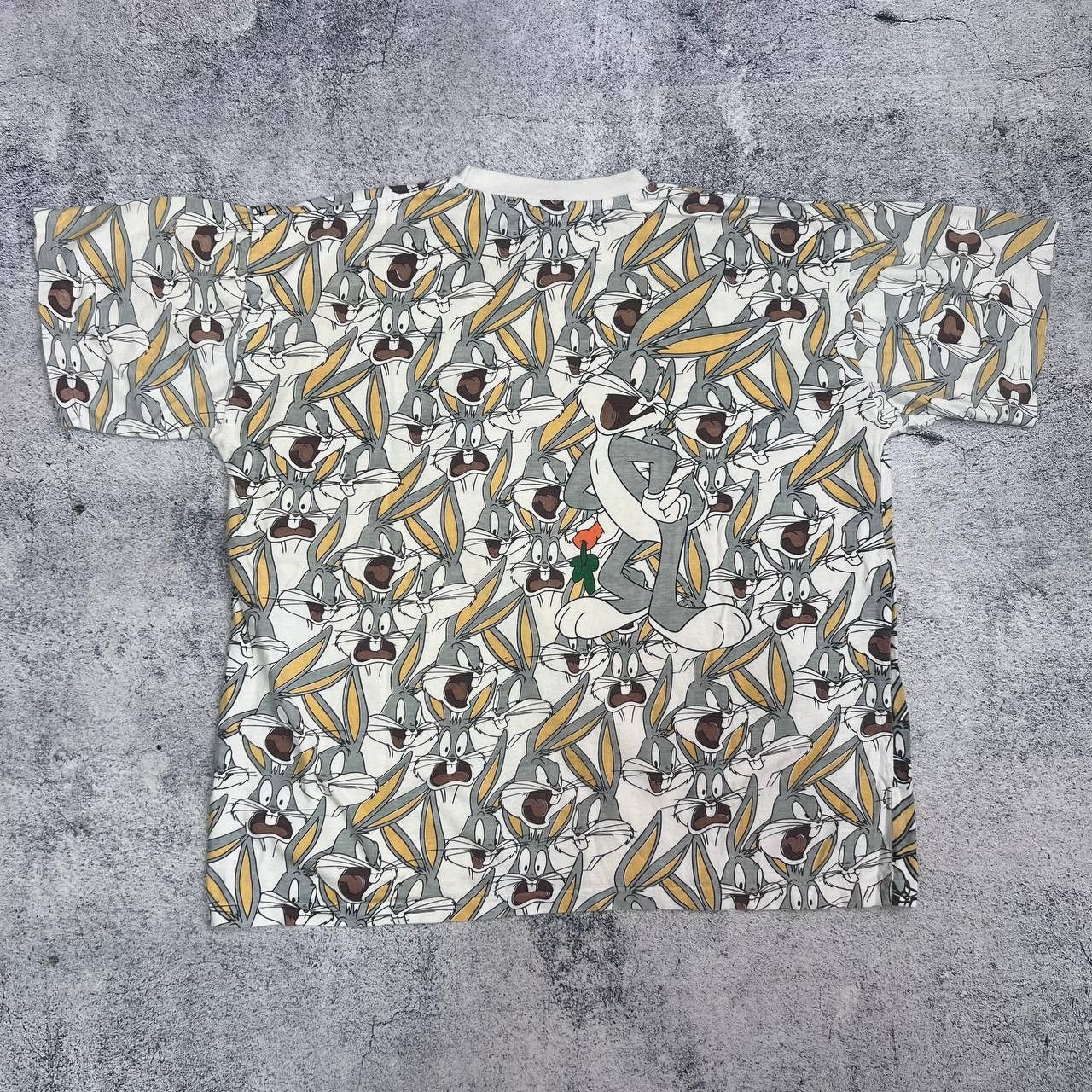 Vintage Vintage 1990s Bugs Bunny Looney Tunes AOP T-shirt - XL Size US XL / EU 56 / 4 - 2 Thumbnail