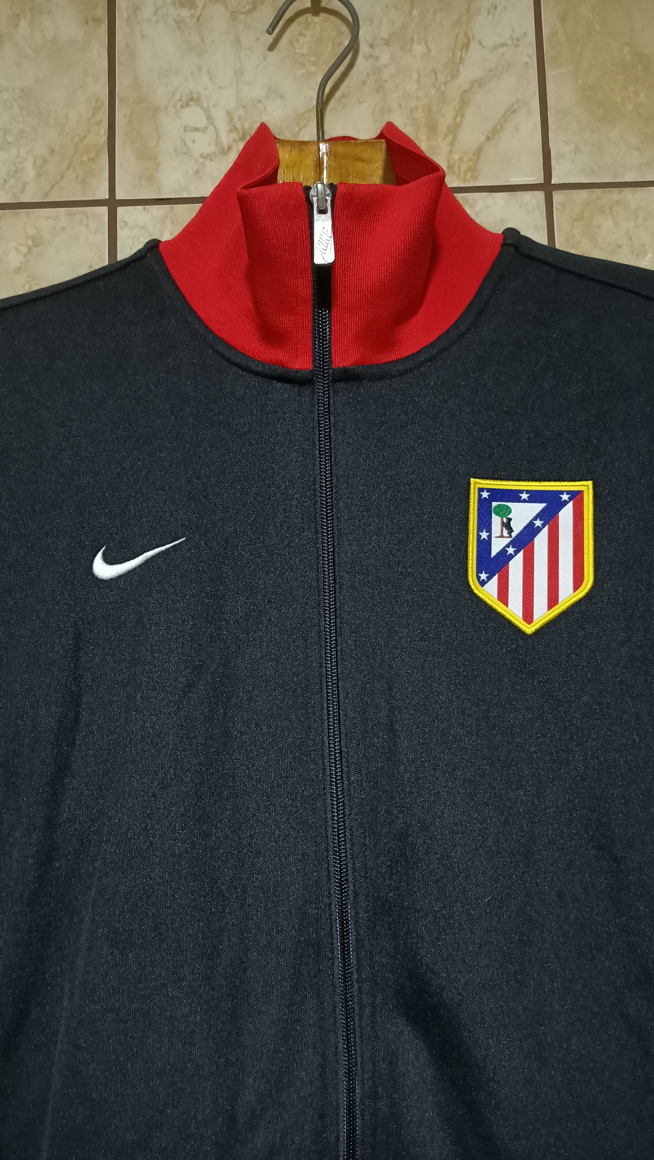 Nike Atletico Madrid Nike N98 track top Size US L / EU 52-54 / 3 - 2 Thumbnail