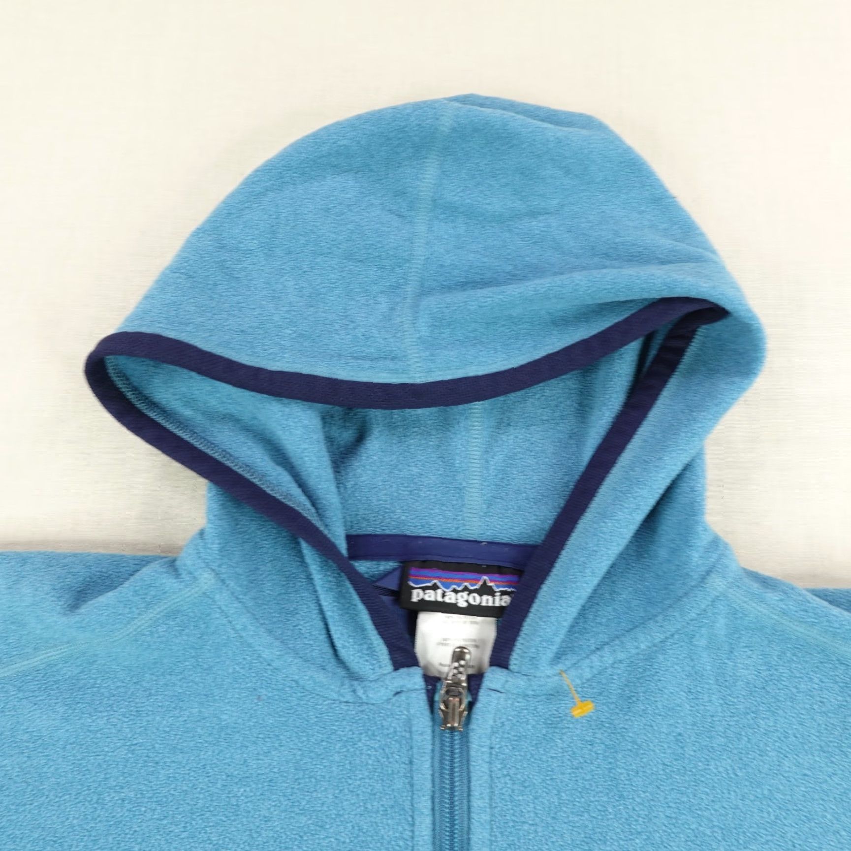 Patagonia Patagonia Jacket Womens Large Blue Aravis Hoody Fleece Hoodie Full Zip Sweater Size L / US 10 / IT 46 - 2 Thumbnail