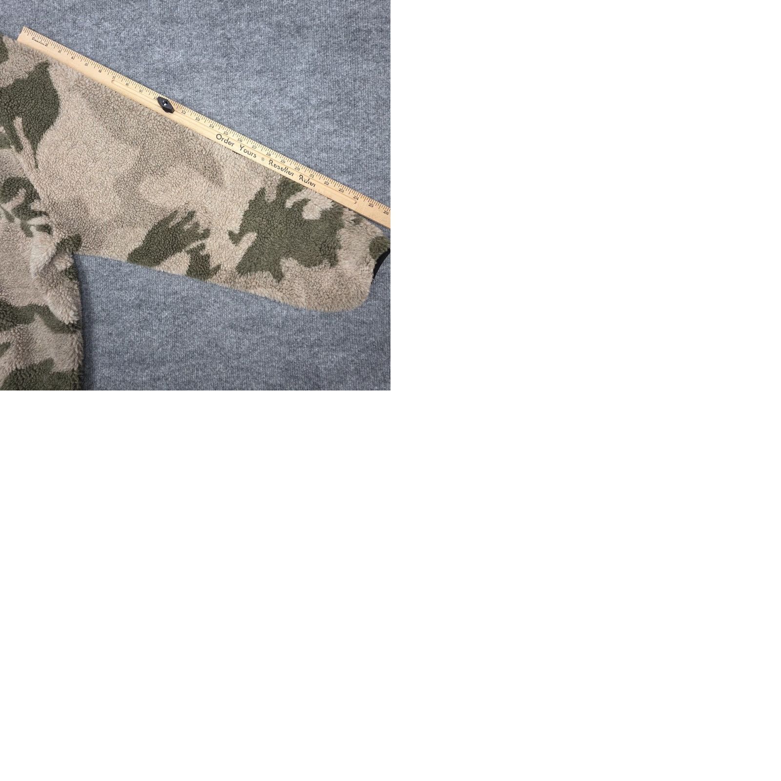 Fear of God Fear of God Essentials Polar Fleece Jacket Small Camouflage Lined Hooded Zip Mens Colorful Regular Fit Winter Fall Size US S / EU 44-46 / 1 - 9 Thumbnail