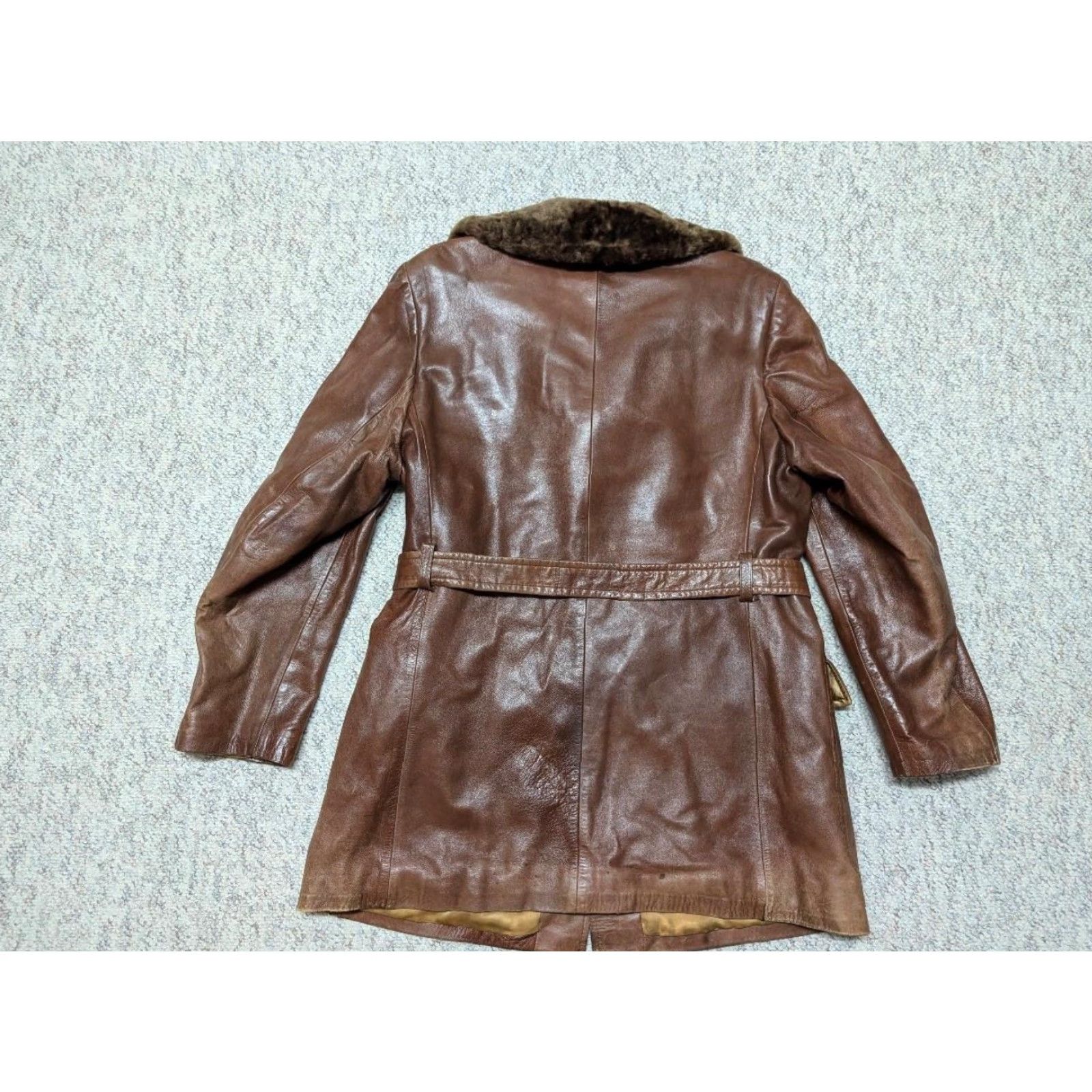 Vintage VINTAGE Cortefiel overcoat Men Belted Lambskin Leather 44 L Brown Fur Collar Coat Fur Barnstomer Norfolk Mouton Size US L / EU 52-54 / 3 - 2 Thumbnail