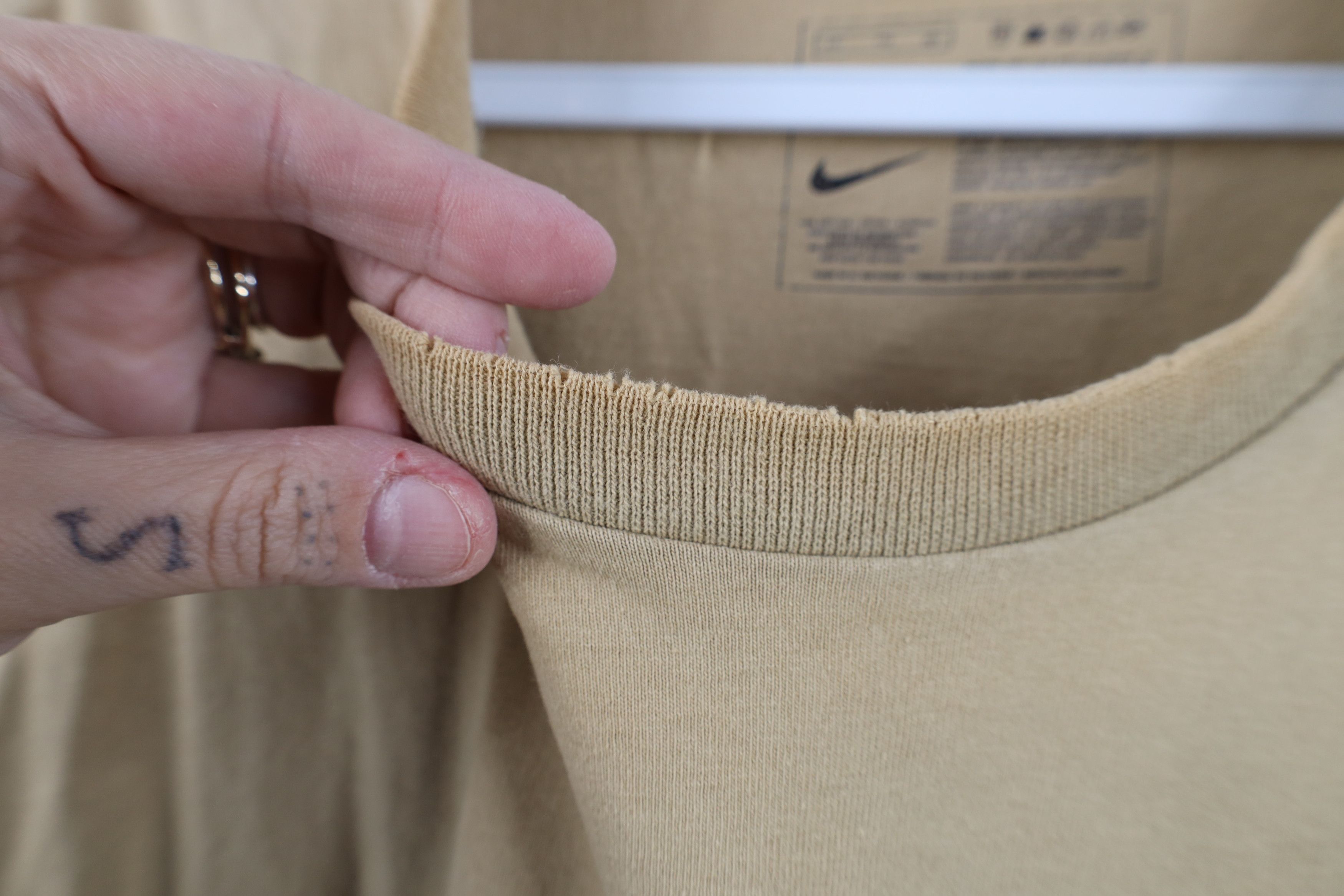 Nike Vintage Y2K Nike Travis Scott Mini Swoosh T-Shirt Sand Brown Size US XXL / EU 58 / 5 - 5 Thumbnail