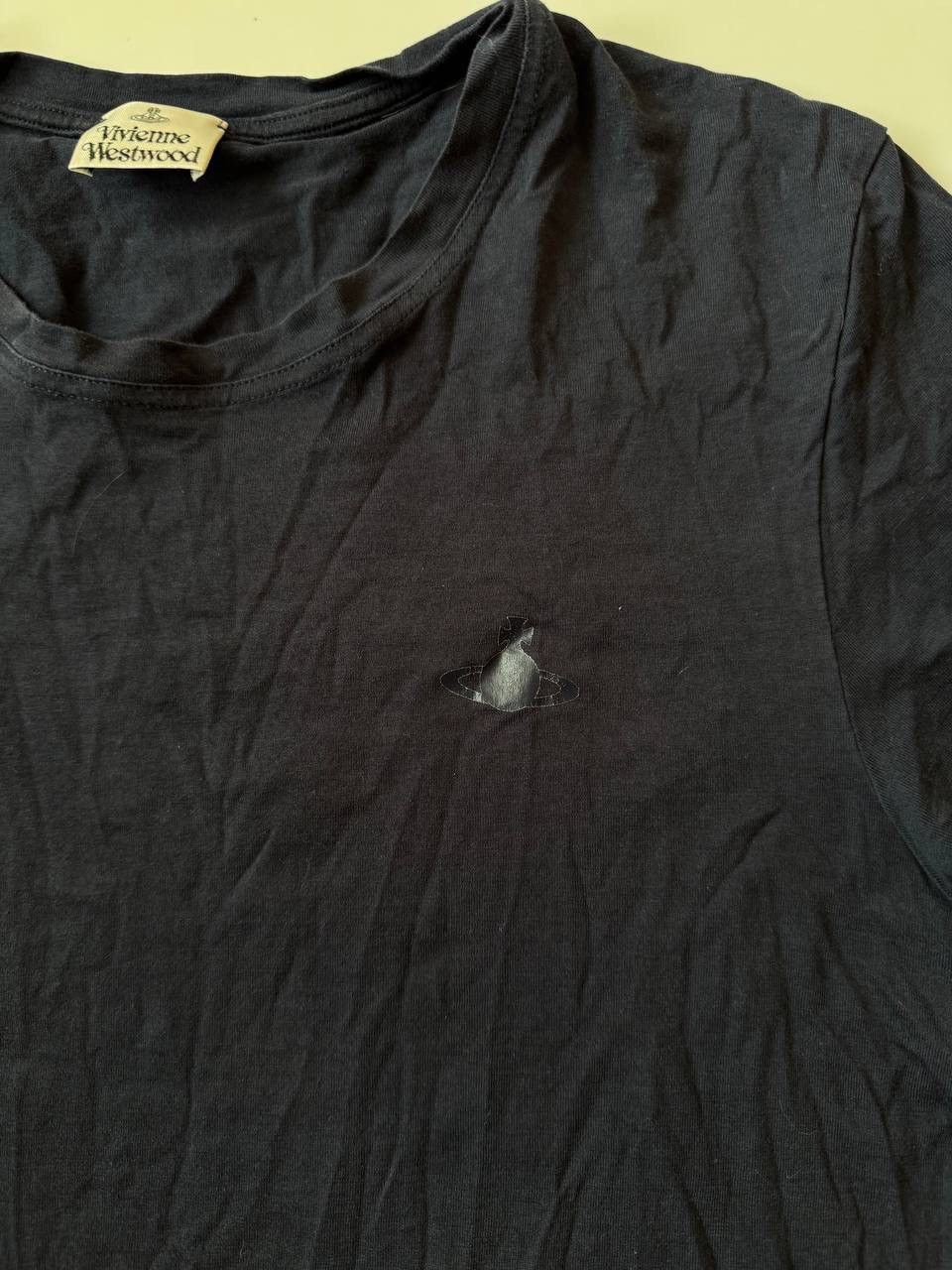 Vivienne Westwood Vivienne Westwood Small logo T-shirt size S Size US S / EU 44-46 / 1 - 2 Thumbnail