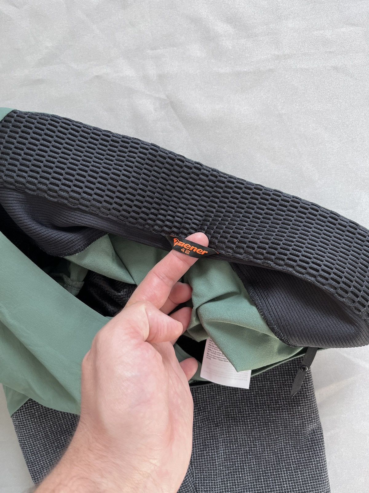 Other Ziener NIBAN X-SHAPE Cycling Shorts Size US 34 / EU 50 - 12 Thumbnail