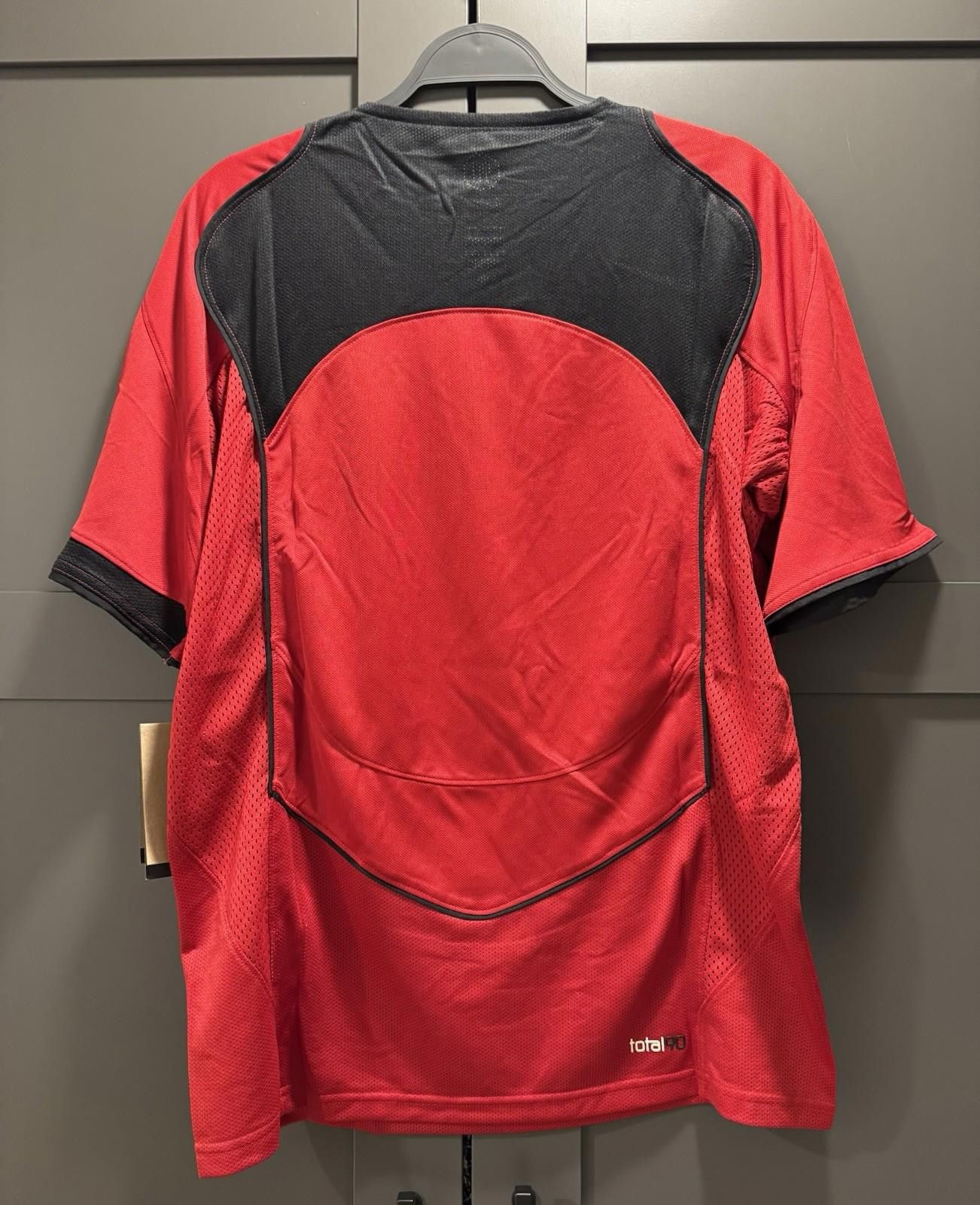 Nike Men’s Nike Total90 Futbol Jersey Size Medium Size US M / EU 48-50 / 2 - 5 Thumbnail