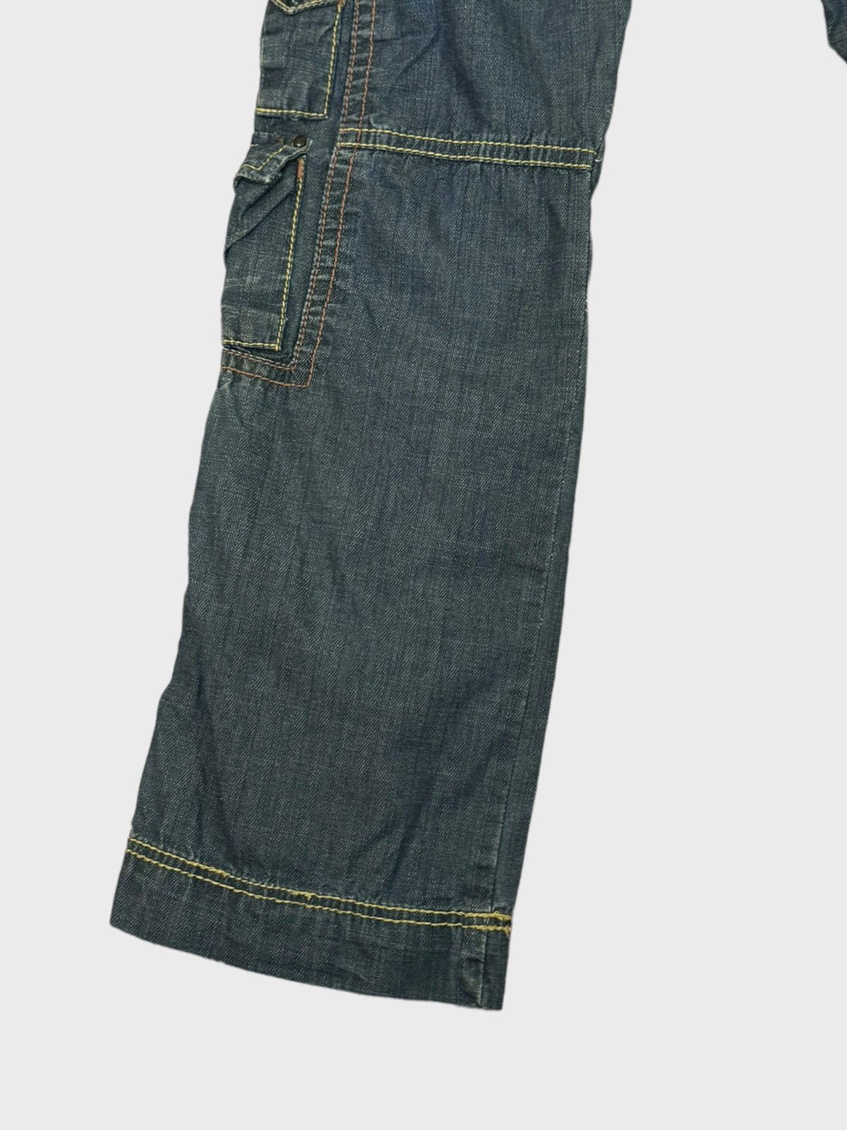 Japanese Brand EVOLUTION CARGO MULTIPOCKET DISTRESSED DENIM Size US 31 - 13 Thumbnail