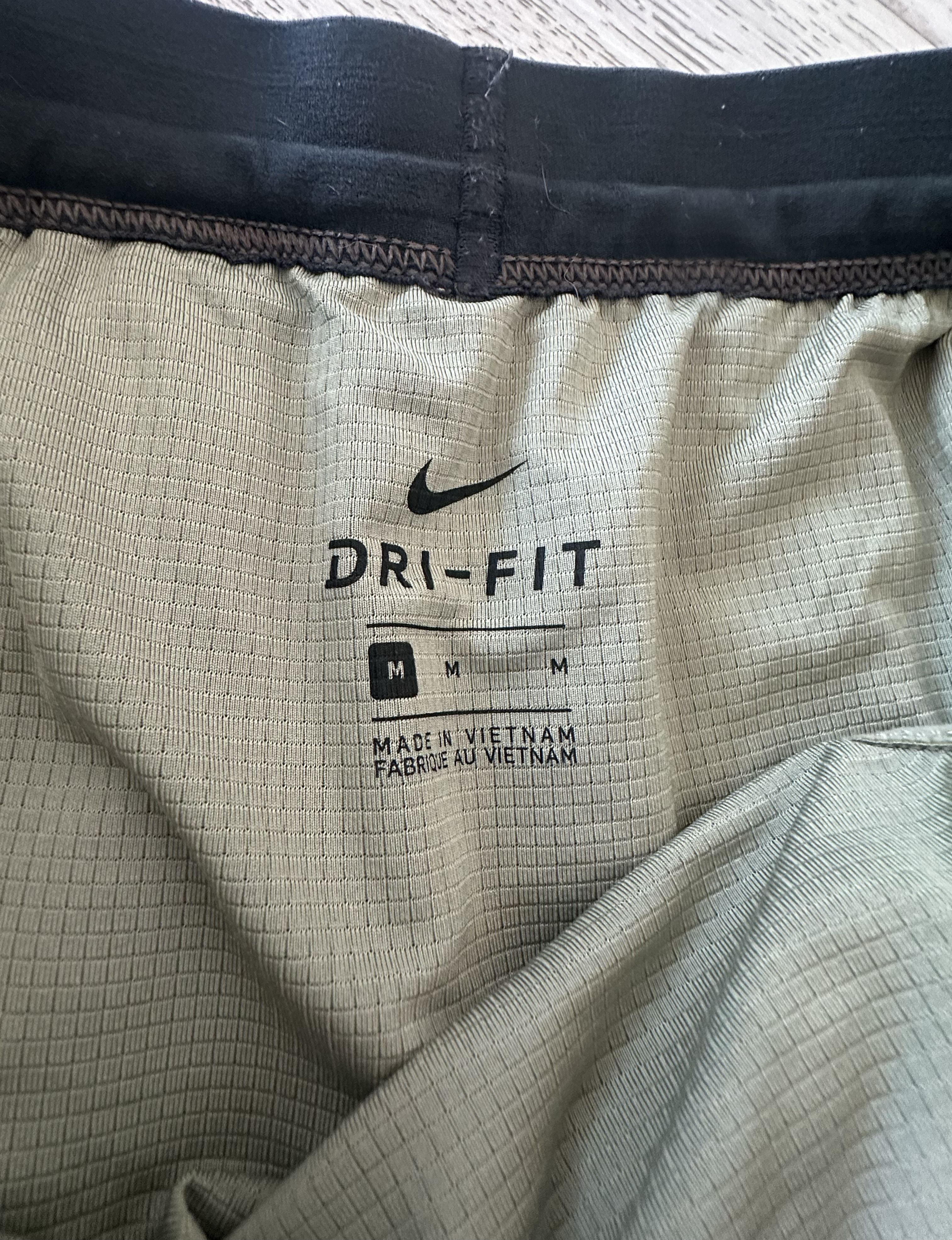 Nike Nike Men's Dri-FIT 7" Running Shorts Size US 32 / EU 48 - 2 Thumbnail