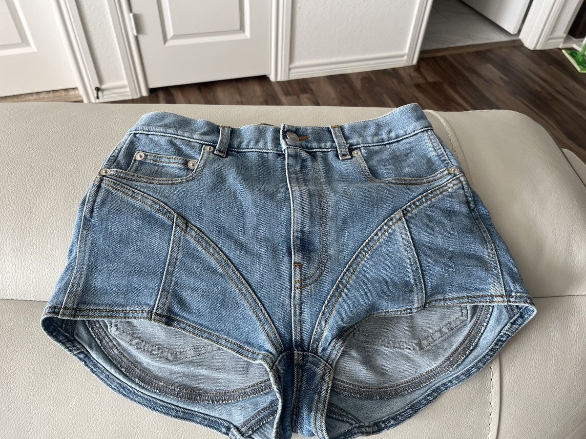 Mugler Muller spiral Shorts Size 27" / US 4 / IT 40 - 2 Thumbnail