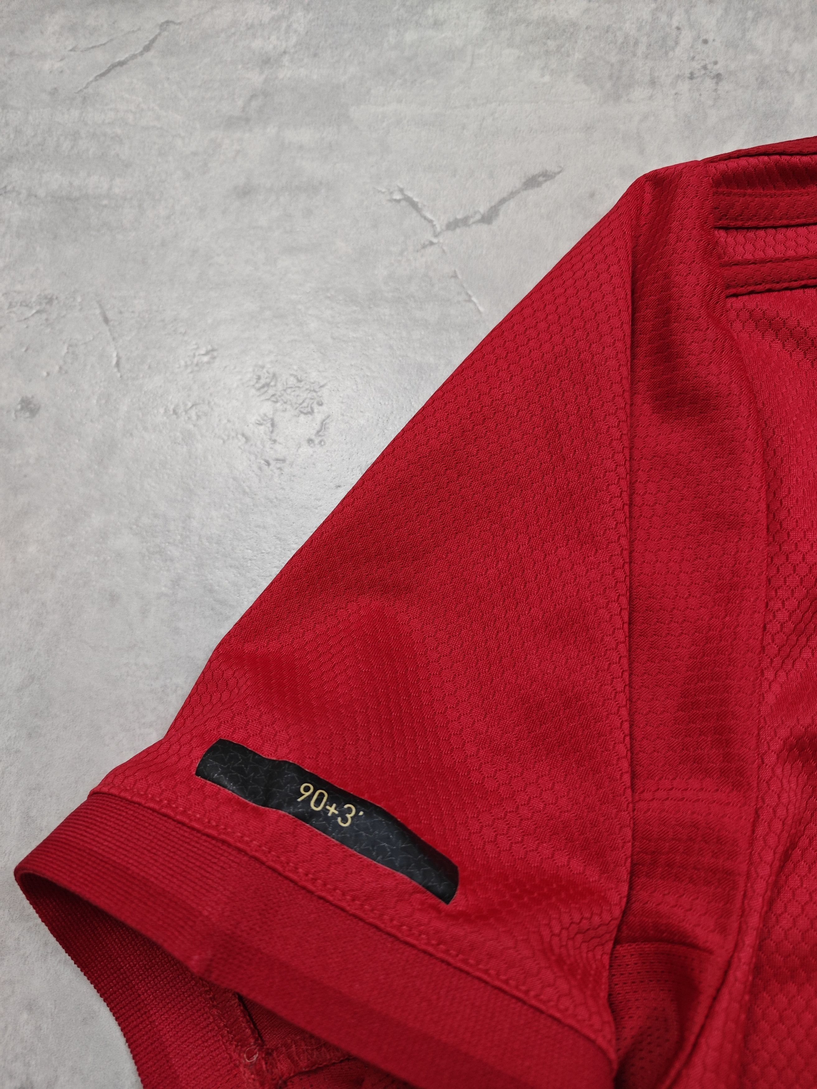 Adidas Adidas Manchester United 2018 Size US M / EU 48-50 / 2 - 4 Thumbnail