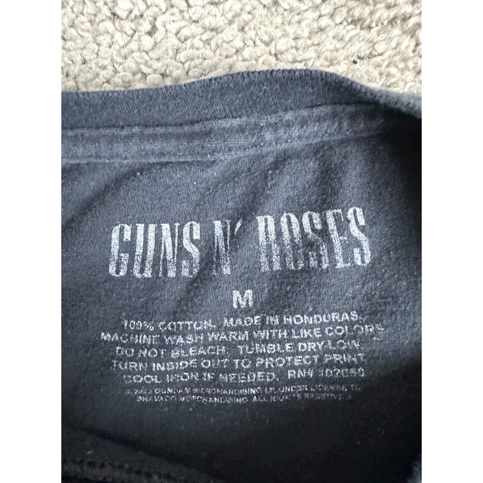 Vintage Guns N' Roses Shirt Mens M Black Band Tee Rock Concert T-Shirt 100% Cotton READ Size US M / EU 48-50 / 2 - 6 Thumbnail