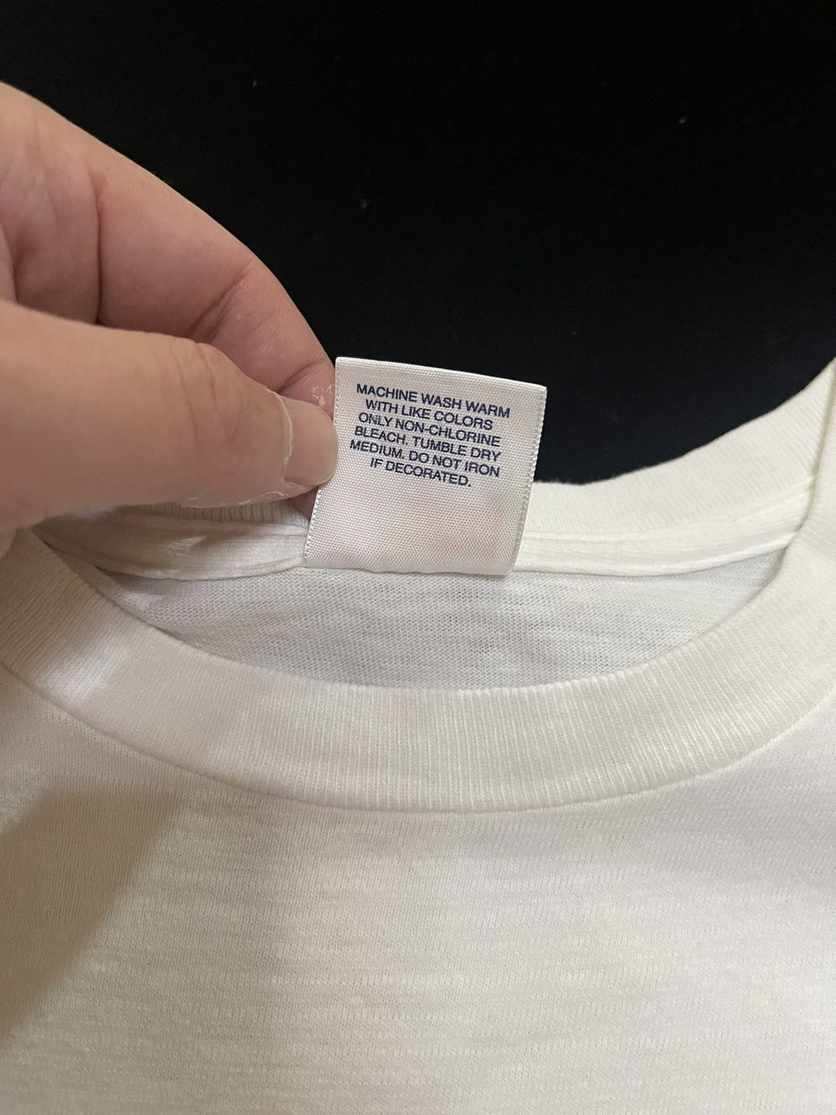 Supreme Supreme 2011 kaws chalk box logo tee Size US M / EU 48-50 / 2 - 5 Thumbnail