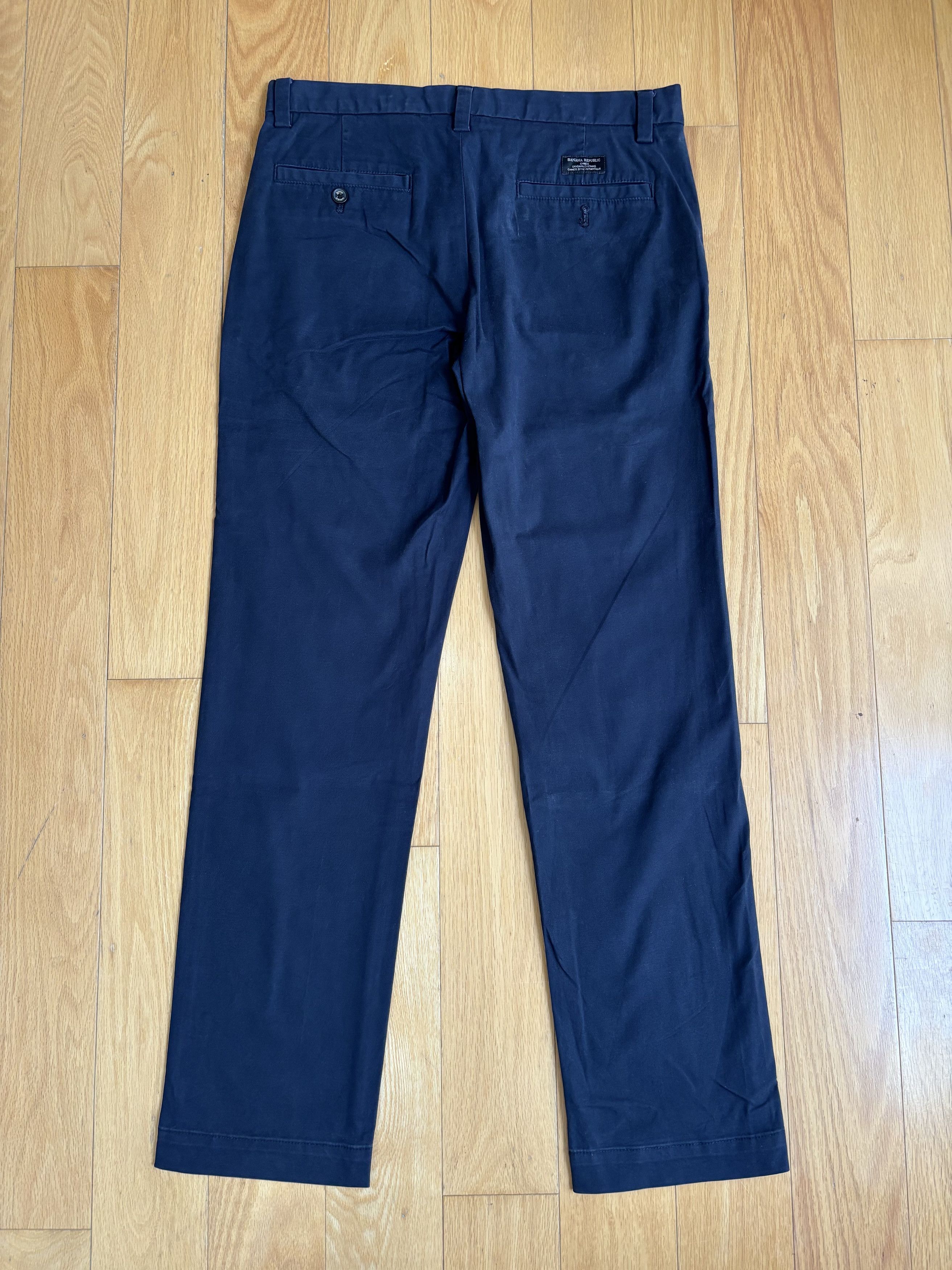 Banana Republic Banana Republic Emerson Chinos Navy Pants 30/32 Size US 30 / EU 46 - 2 Thumbnail