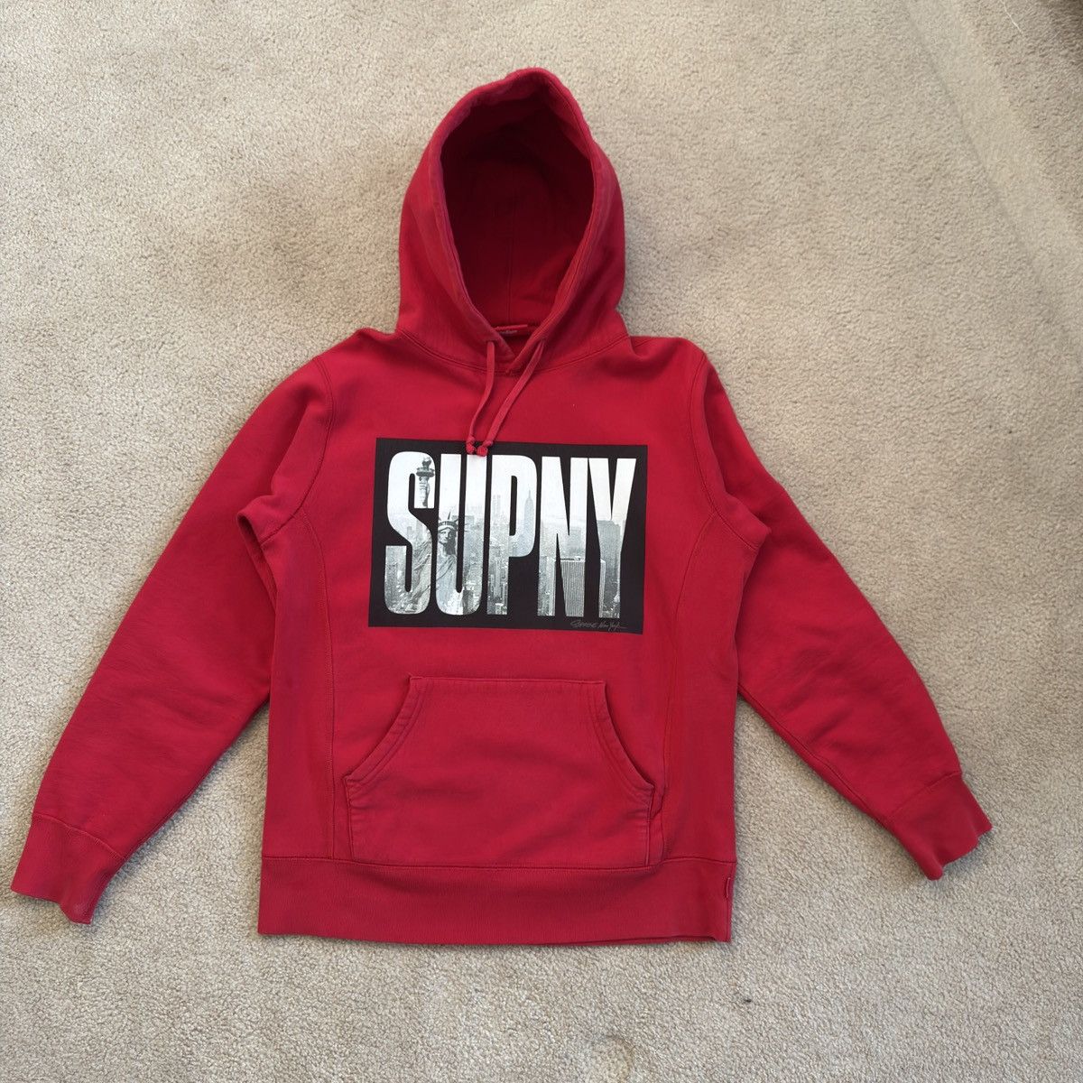 Supreme Supreme SUPNY Skyline DKNY Hoodie Red (2010) Size US M / EU 48-50 / 2 - 1 Thumbnail