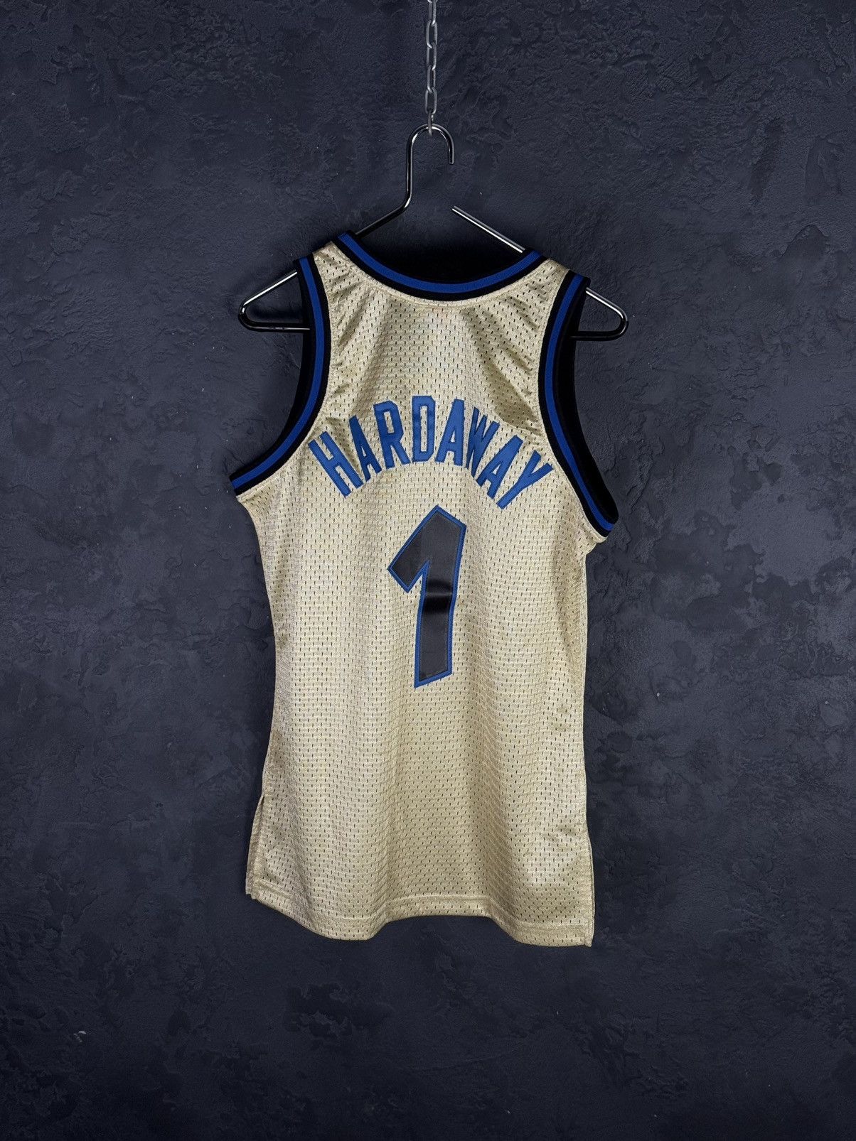 Mitchell & Ness Mitchell and Ness Gold Jersey Orlando Magic #1 Hardaway Size US S / EU 44-46 / 1 - 2 Thumbnail
