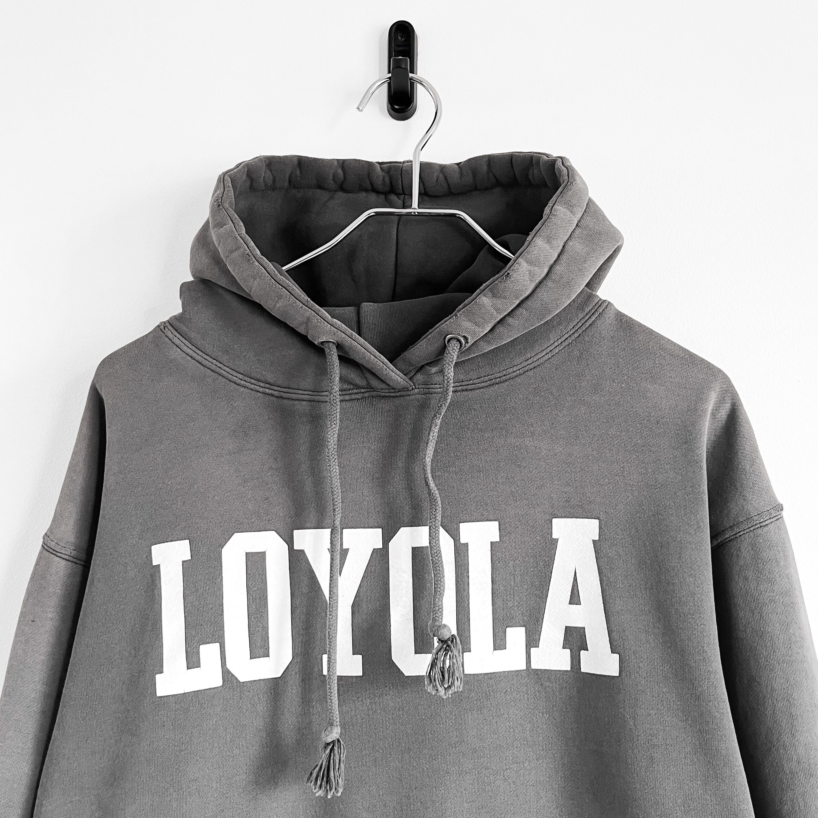 Vintage Rare Vintage Loyola School Distressed Sun Faded Sweatshirt Size US M / EU 48-50 / 2 - 2 Thumbnail
