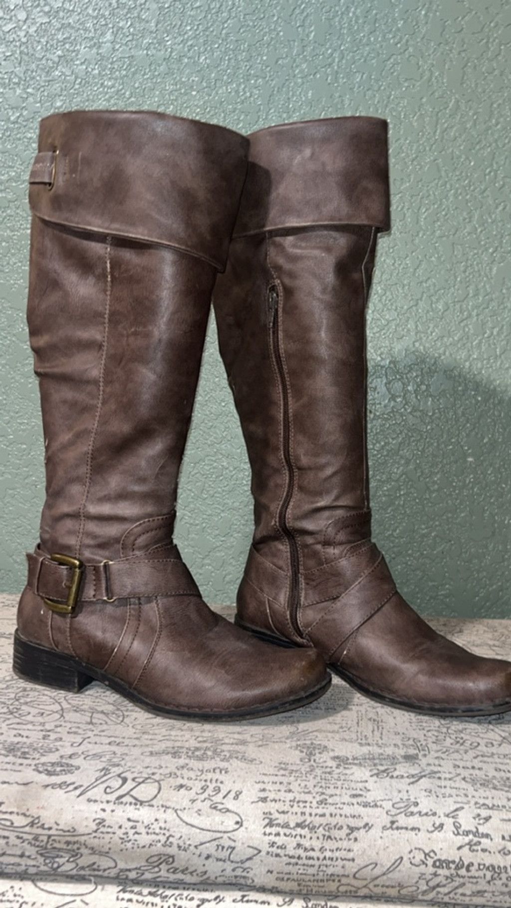 Other Women's Baretraps Brown Heeled Boots Size 8 Size US 8 / IT 38 - 1 Thumbnail
