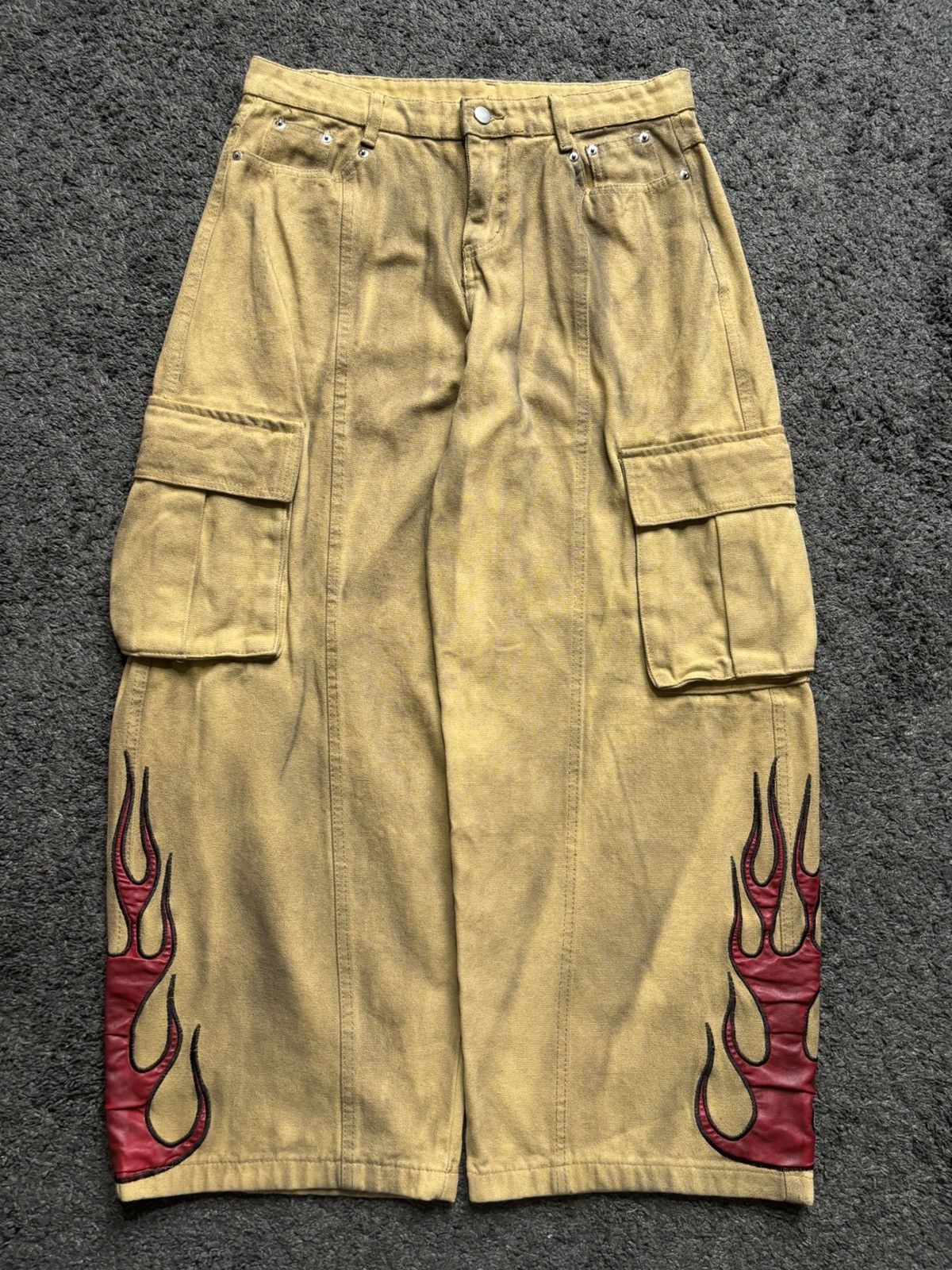 Vintage Vintage wide leg rare flames red yellow baggy cargo jeans Size US 34 / EU 50 - 1 Thumbnail