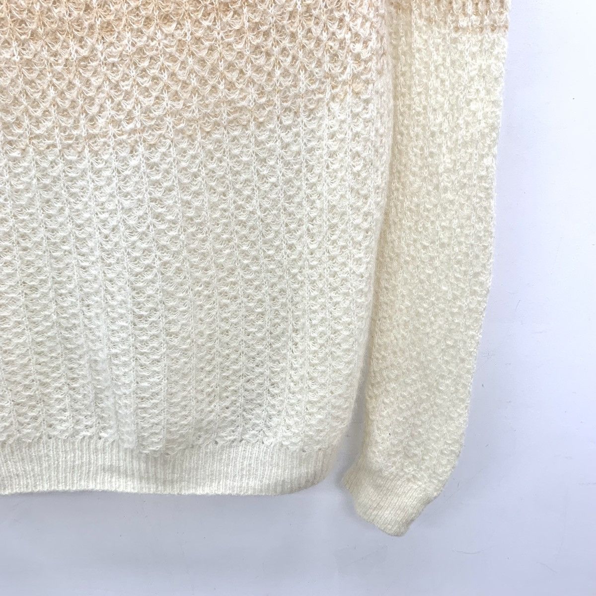 Loro Piana Loro Piana Off Shoulder Long Sleeve Knit Sweater K26WX Size M / US 6-8 / IT 42-44 - 4 Thumbnail