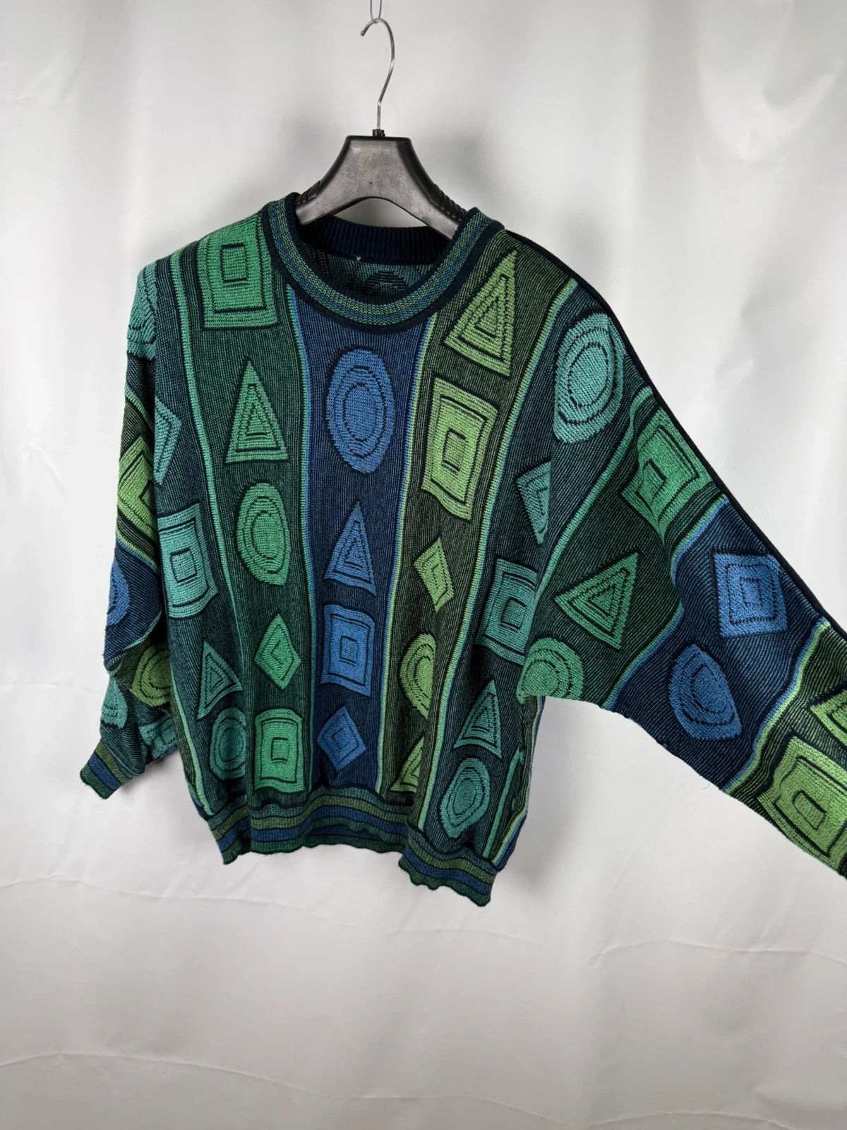 Carlo Colucci Carlo Colucci Vintage Sweater Geometric Knit size 52 Size US L / EU 52-54 / 3 - 6 Thumbnail