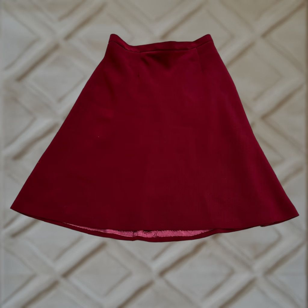 Vintage Barami Skirt Women Midi A-Line 6 Red Solid Lined Workwear Zip 26in Waist 22in Length Barami Women Skirt Size 28" / US 6 / IT 42 - 1 Thumbnail
