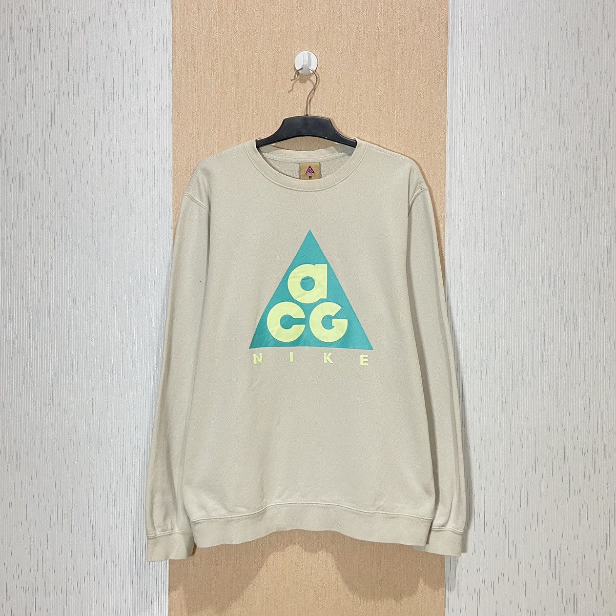 Nike ACG Nike Acg Spellout Logo Back Pocket Sweatshirt Size US L / EU 52-54 / 3 - 1 Thumbnail