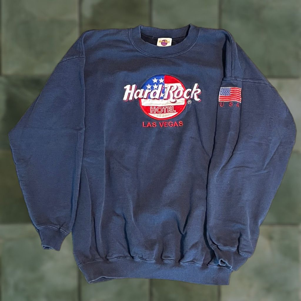 Hard Rock Cafe VINTAGE Hard Rock Sweatshirt Crewneck Mens Large Blue Embroidered Logo Hotel Las Vegas Leopard Theme Size US L / EU 52-54 / 3 - 1 Thumbnail