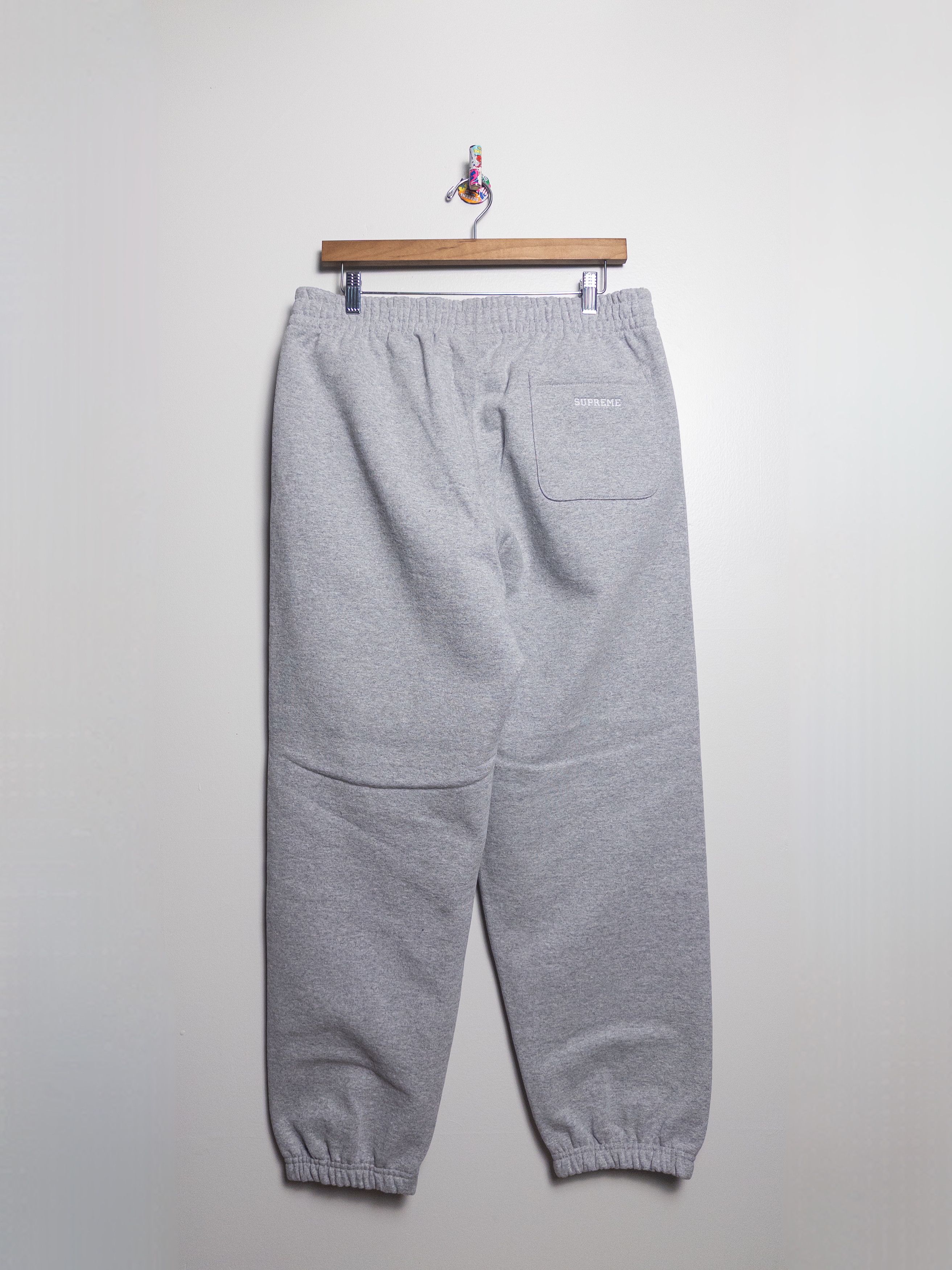Supreme S LOGO SWEATPANTS MEDIUM Size US 32 / EU 48 - 2 Thumbnail