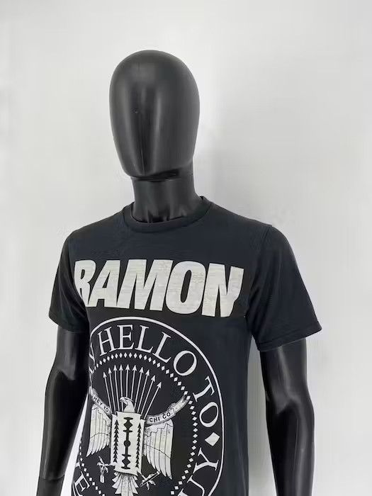 Band Tees Rare🔥 Vintage Y2K Ramon Tees 2013 "Say Hello To Size US M / EU 48-50 / 2 - 5 Thumbnail