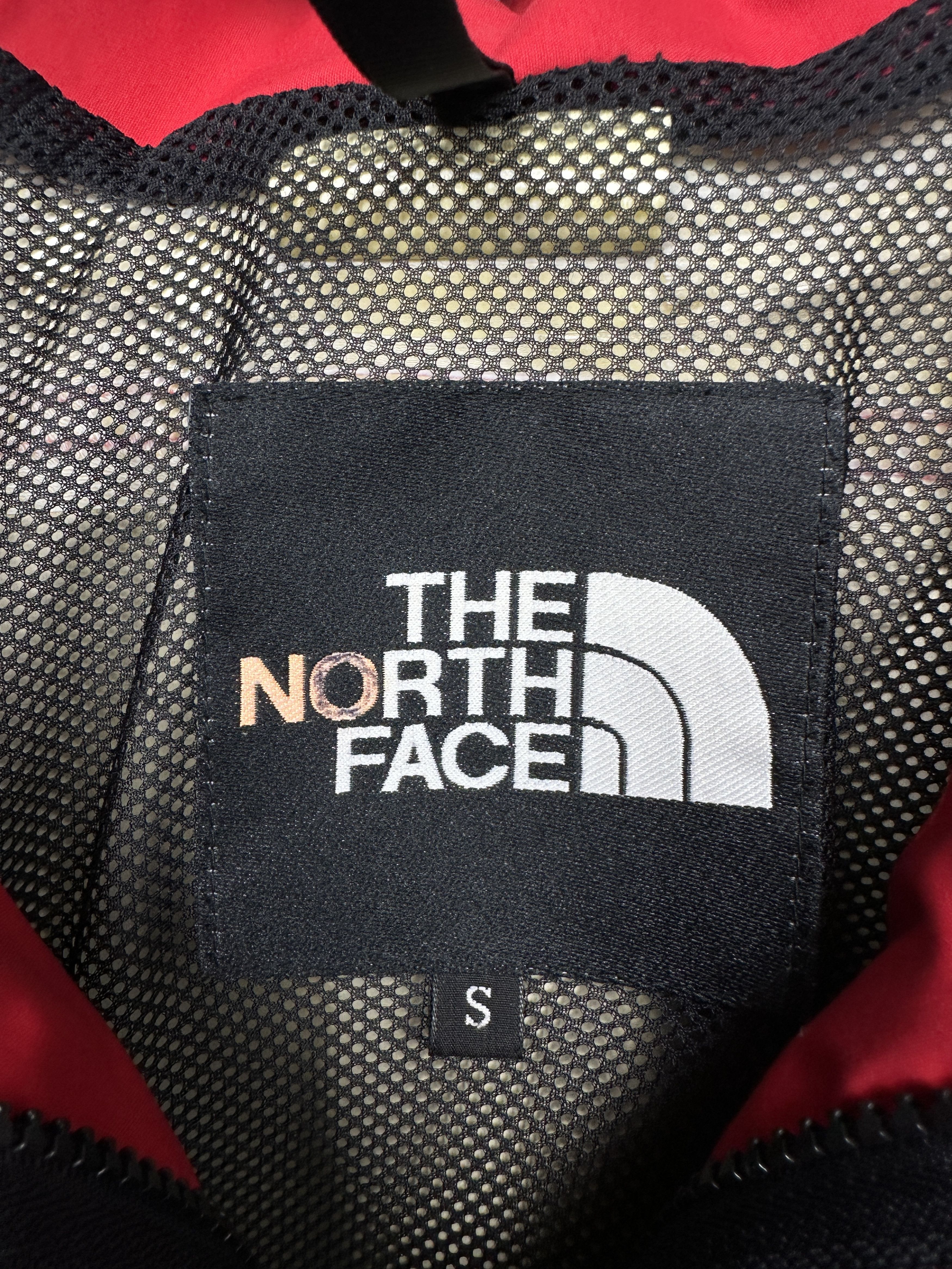 The North Face × Vintage The North Face 90s Vintage Womens Nylon Gore Tex Jacket Size S / US 4 / IT 40 - 4 Thumbnail