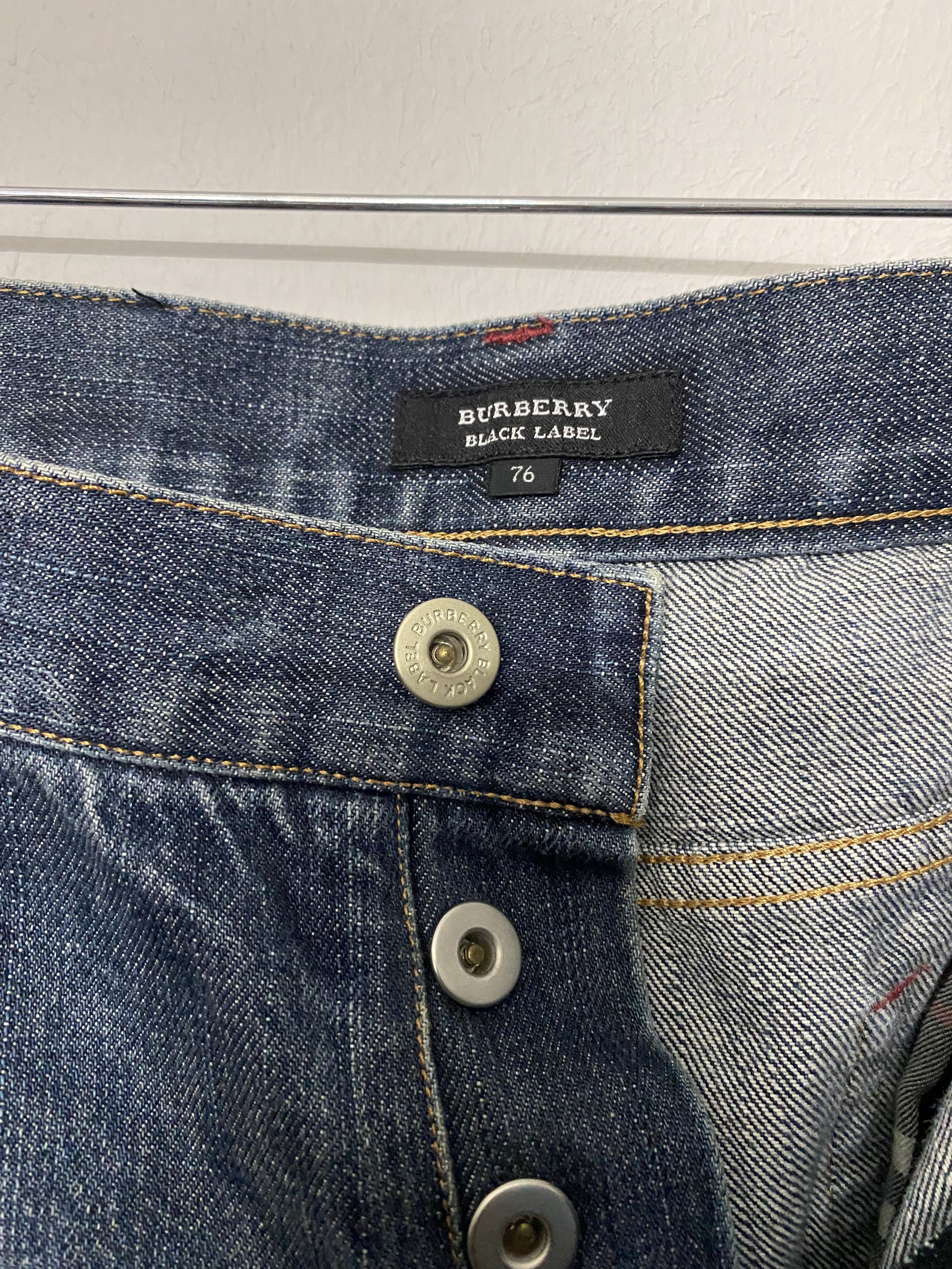Burberry Burberry Black Label Distressed Nova Check Denim Jeans Size US 33 - 12 Thumbnail