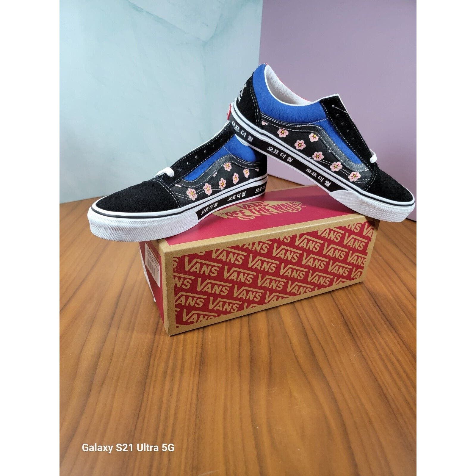 image of Vans Old Skool Korean Typography Size 9.5 Collab Shoes, Men's