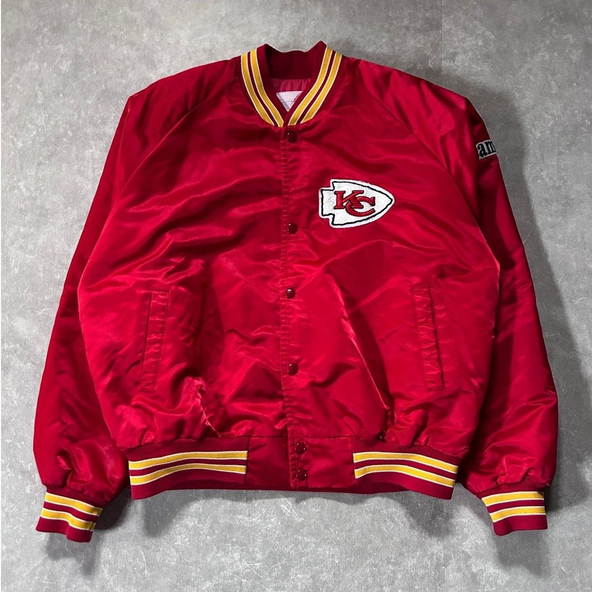 Chalk Line 90s Vintage Kansas City Chiefs Red Satin Jacket Size XL Size US XL / EU 56 / 4 - 1 Thumbnail