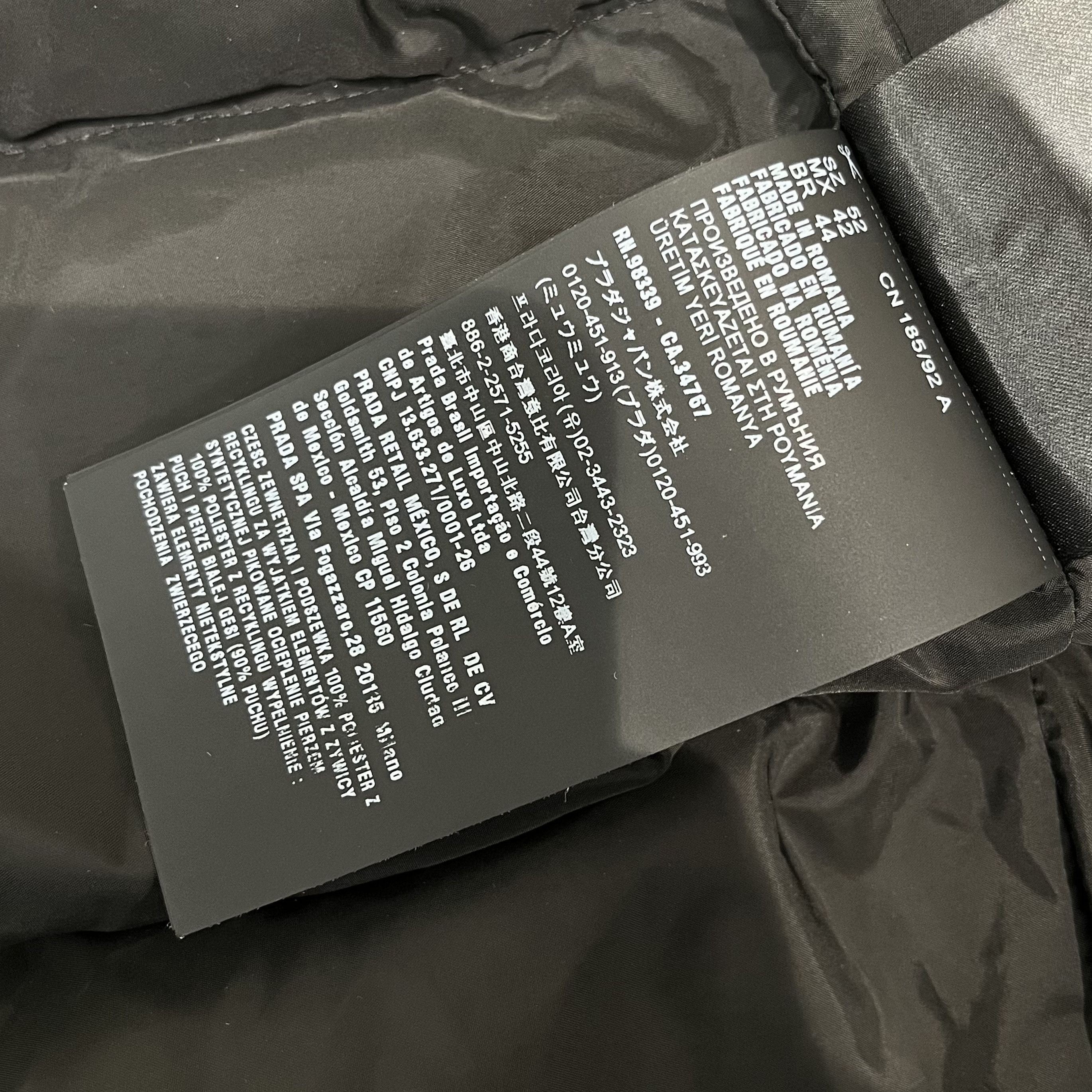 Prada Prada Padded Re-Nylon Vest Black Size US L / EU 52-54 / 3 - 7 Thumbnail