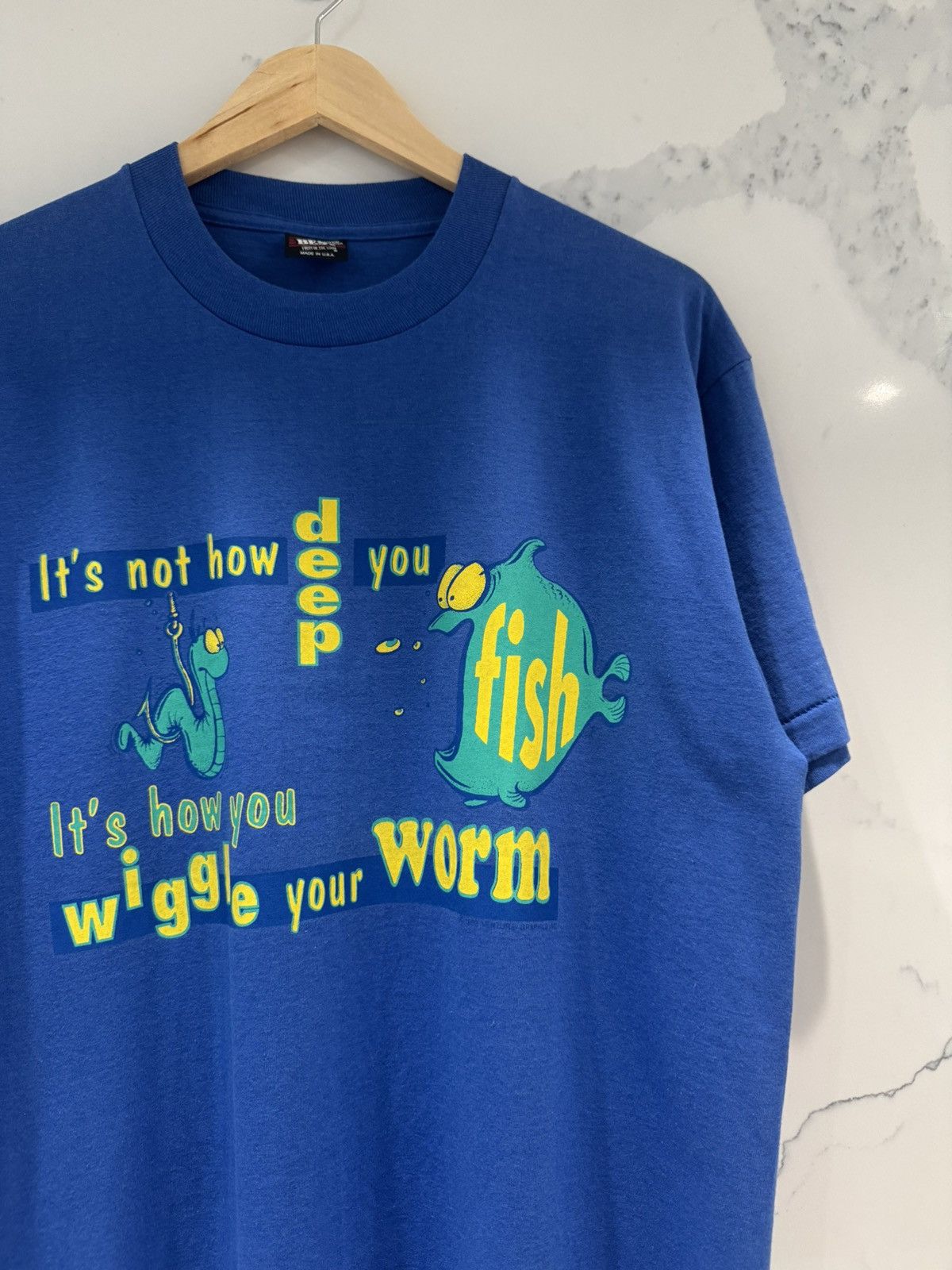 Vintage Vintage 90’s Wiggle Your Worm T Shirt Size US L / EU 52-54 / 3 - 3 Thumbnail