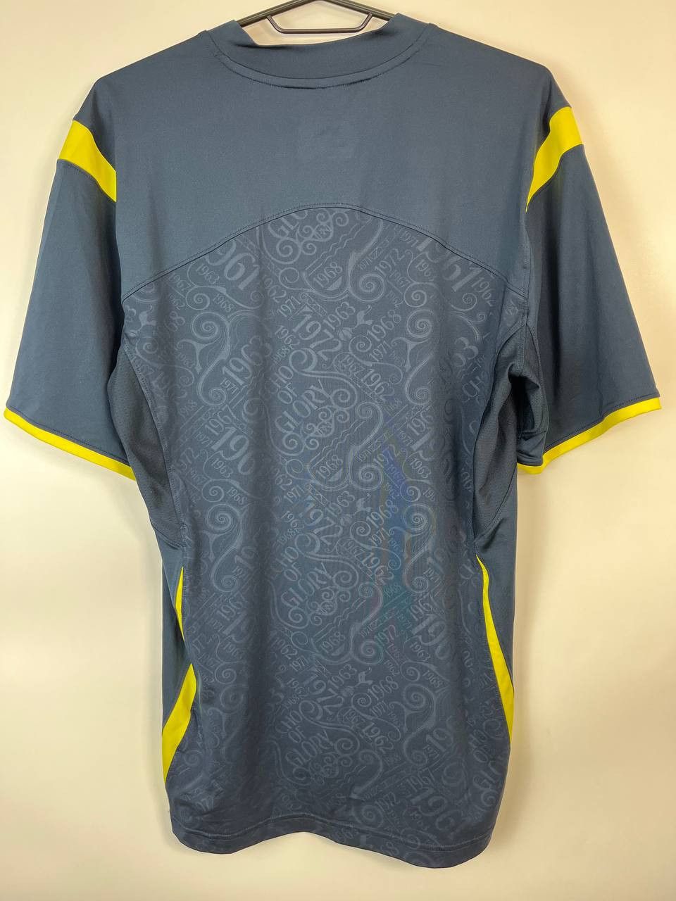 Under Armour TOTTENHAM HOTSPUR 2014 2015 TRAINING FOOTBALL SHIRT Sz M Size US M / EU 48-50 / 2 - 5 Thumbnail
