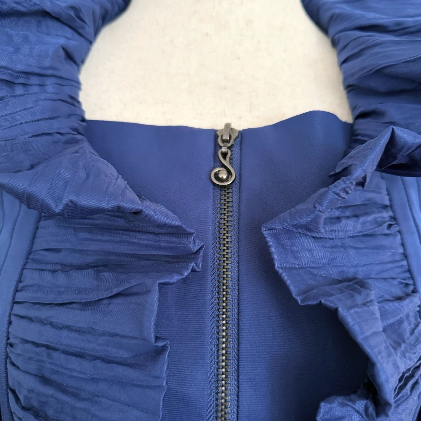 Vintage **Blue Ruched Samuel Dong Full-Zipper XS Dress Jacket** New title: **Blue Ruched Samuel Dong Full-Zipper XS Dress Jacket** Size XS / US 0-2 / IT 36-38 - 6 Thumbnail