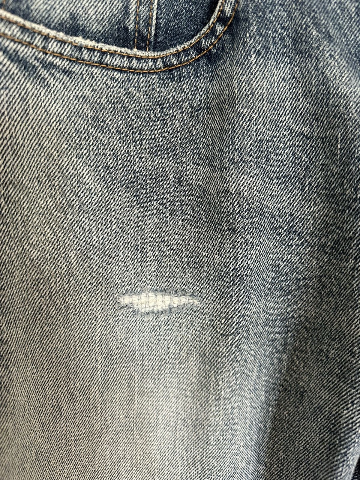 Saint Laurent Paris SS20 Saint Laurent distressed blue crash slim jeans 31 rip Size US 31 - 16 Thumbnail