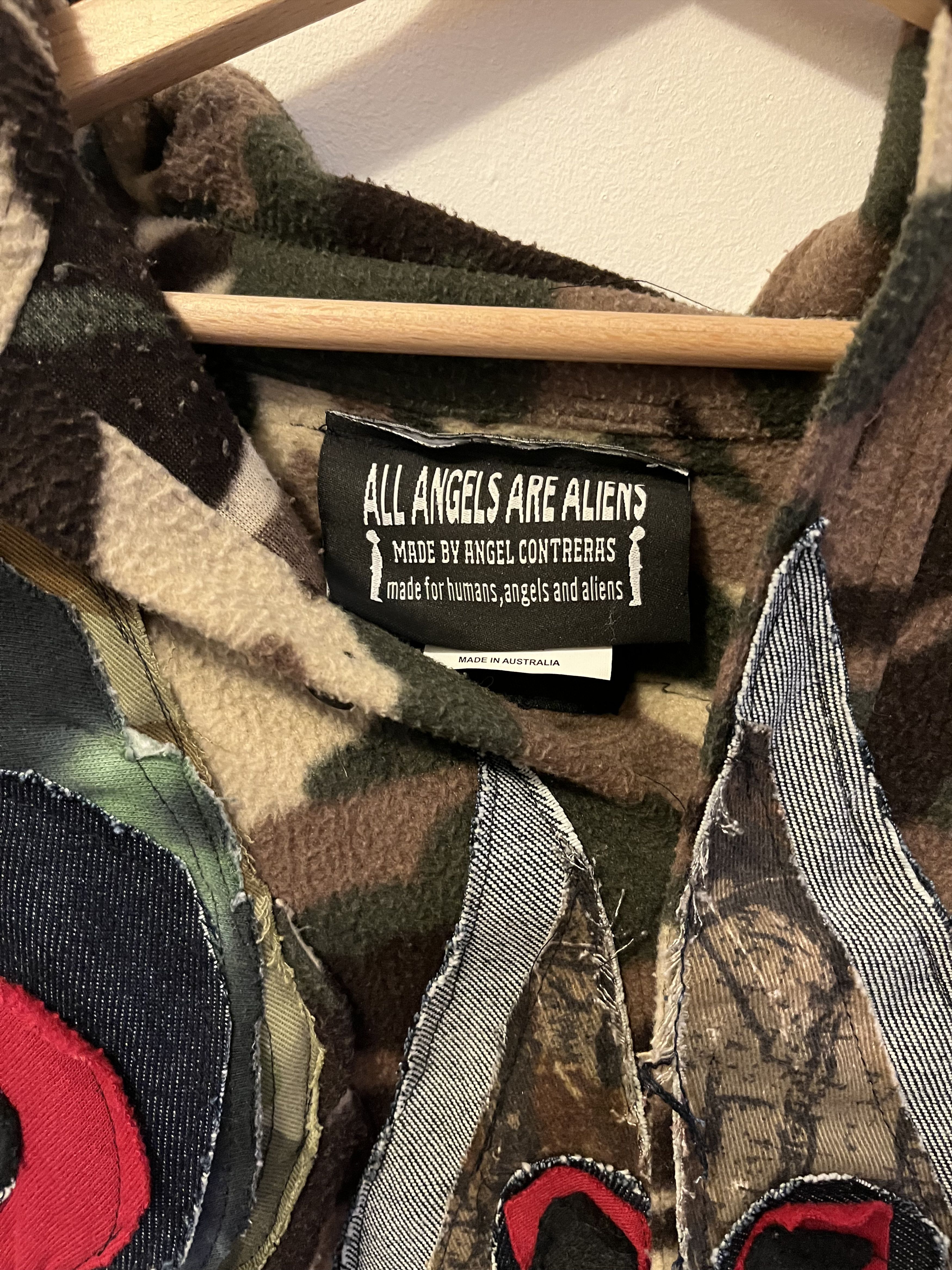 Other All Angels Are Aliens Camo Outdoor Shirt Size US XXL / EU 58 / 5 - 6 Thumbnail