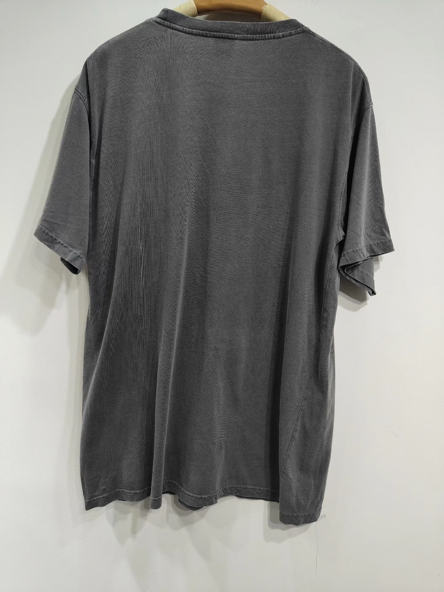 Noah Noah Cross Print Short Sleeve T-shirt K29 Size US XL / EU 56 / 4 - 2 Thumbnail