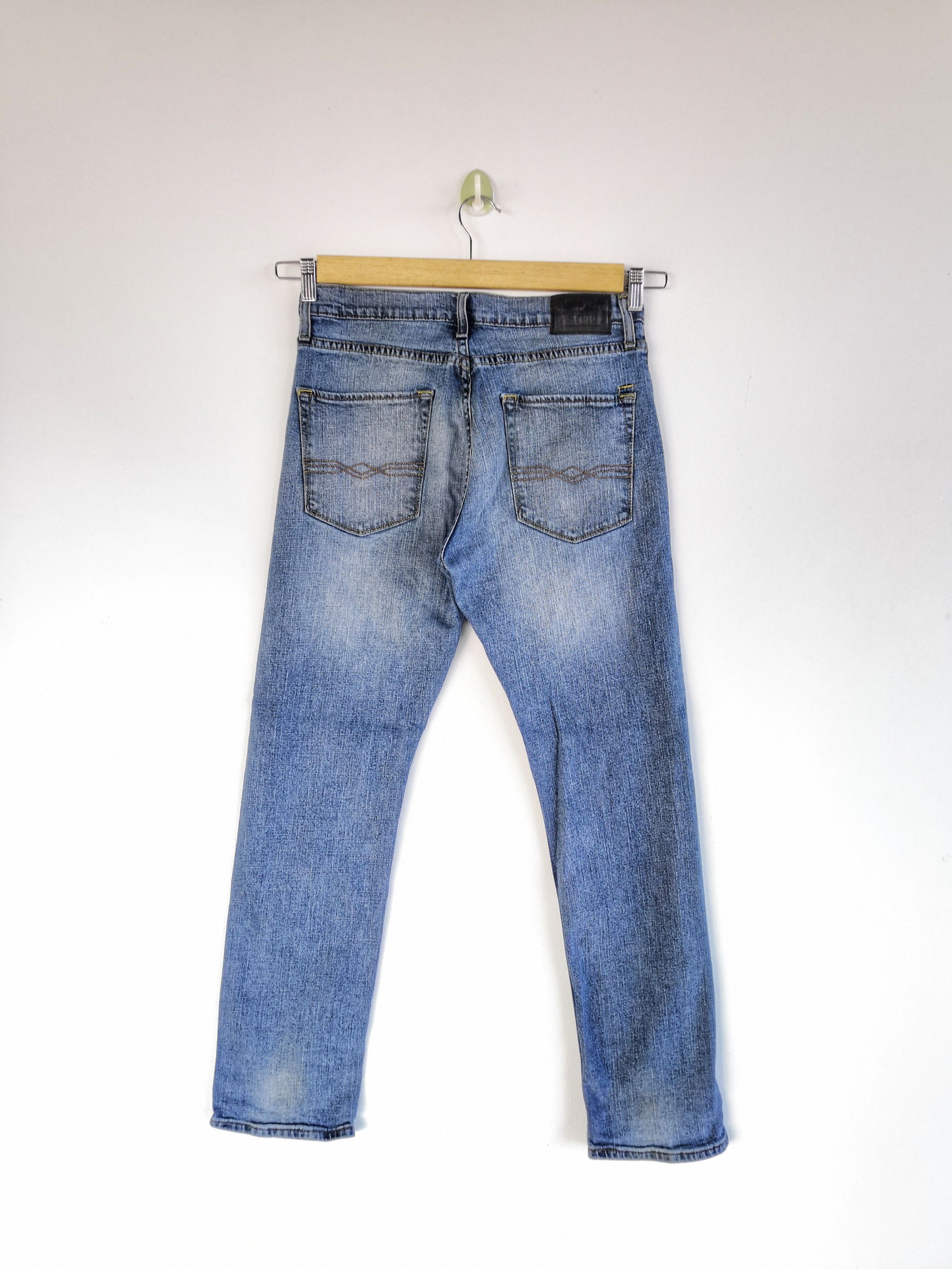 Levi's Distressed Levis Denizen Jeans Levi's Light Blue Denim Size US 30 / EU 46 - 2 Thumbnail
