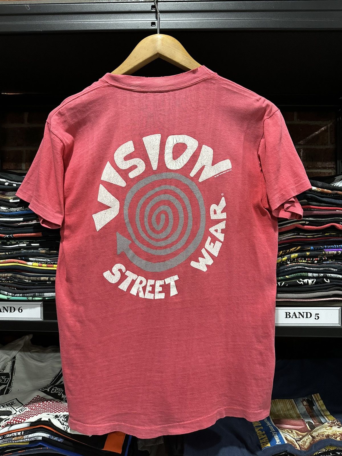 Vintage Vintage 80s Vision Streerwear Faded Tee Size US M / EU 48-50 / 2 - 1 Thumbnail