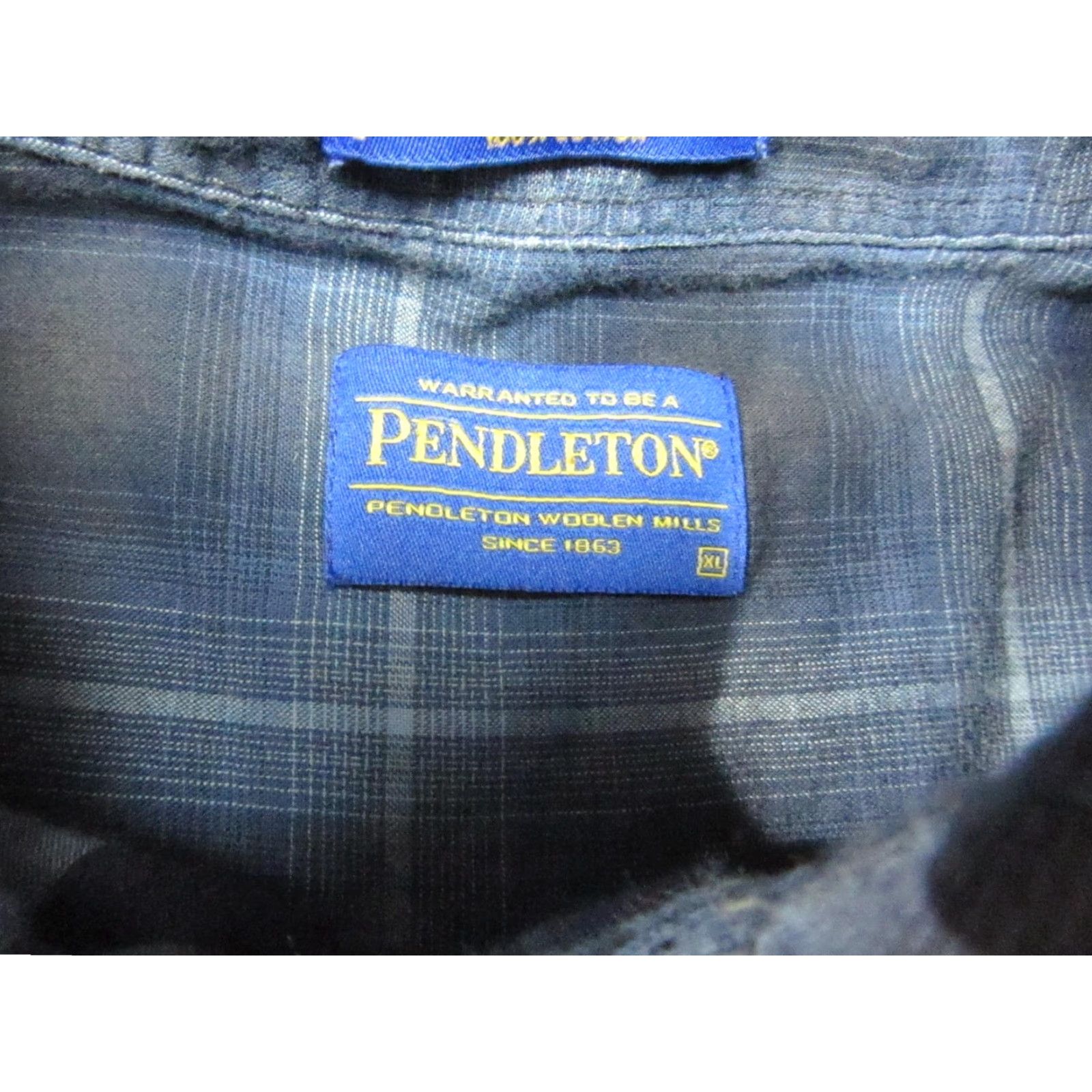 Pendleton Pendleton Shirt Mens XL Blue Plaid Expedition Long Sleeve Button-Up Pockets Size US XL / EU 56 / 4 - 4 Thumbnail